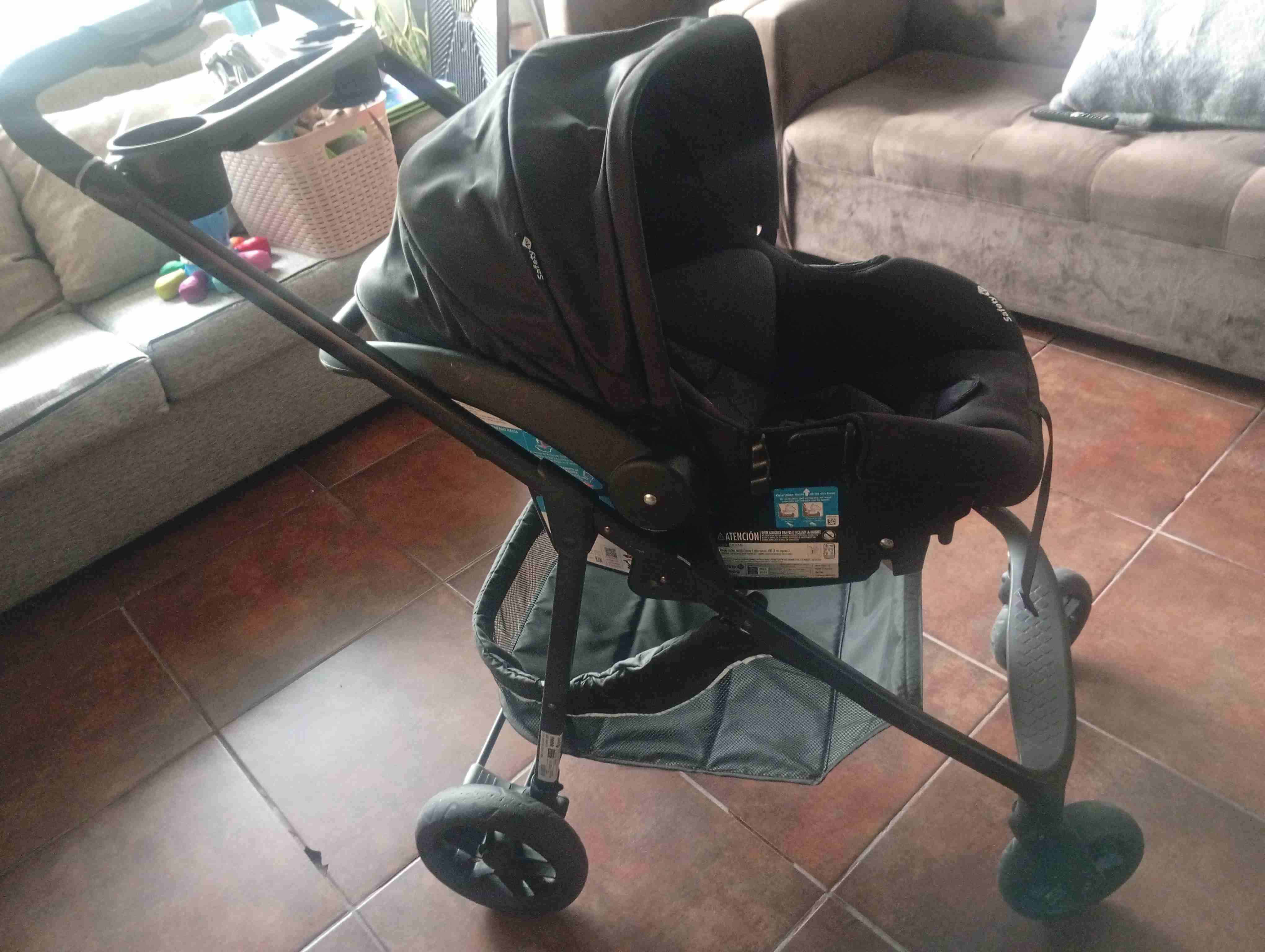 Coche de bebé plegable negro - miniatura 2