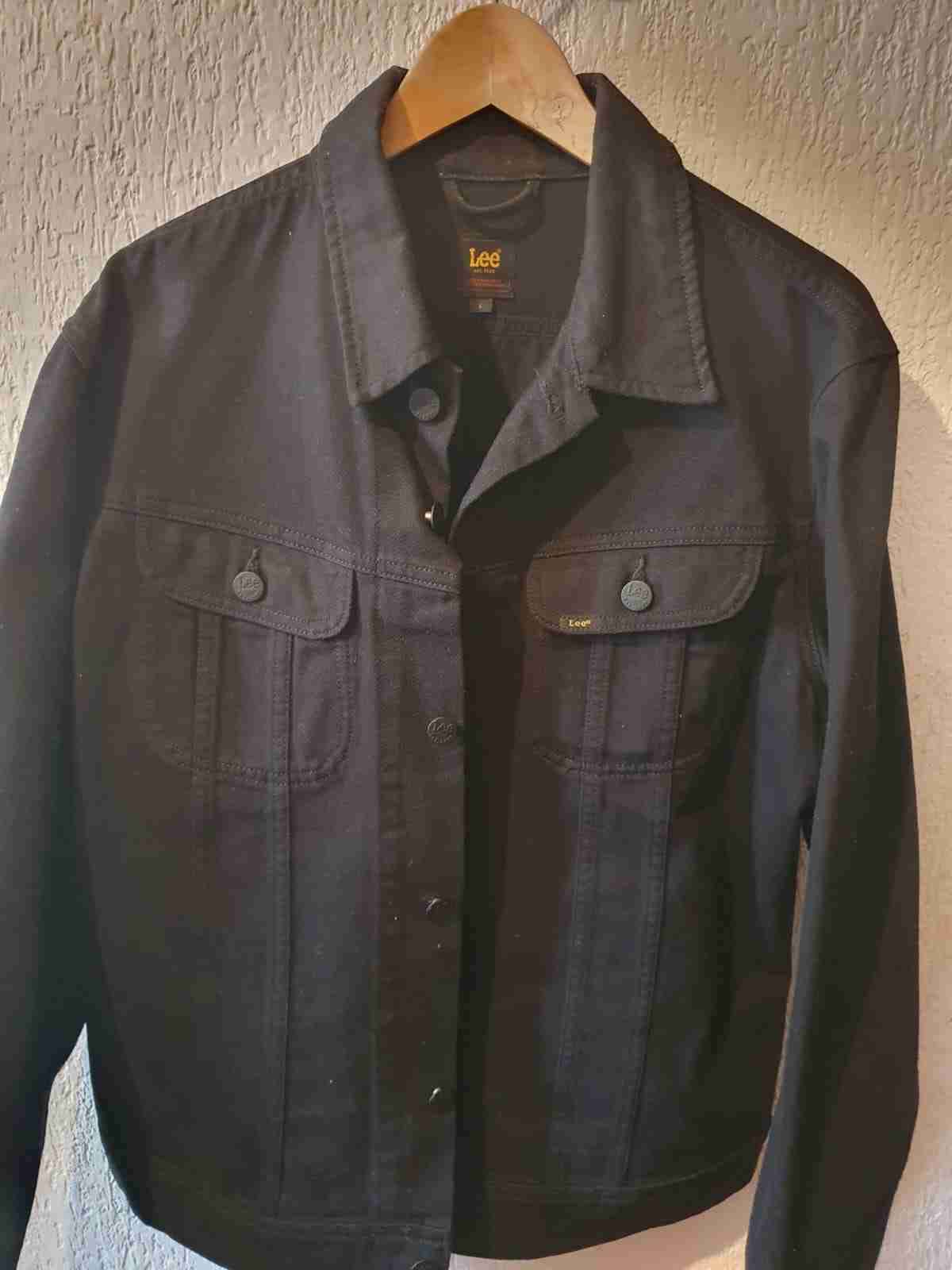 Chaqueta negra de mezclilla - miniatura 4