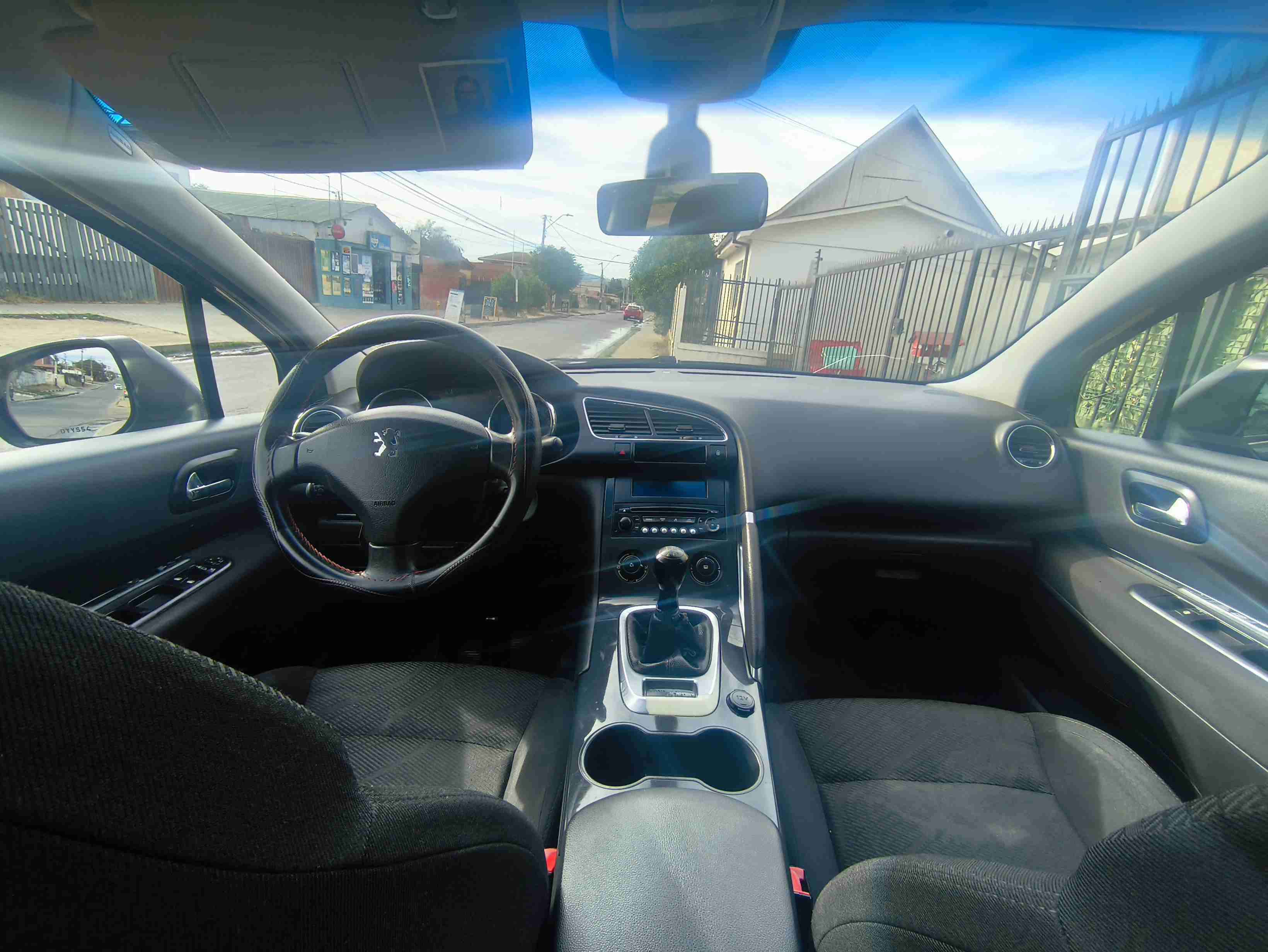 Peugeot 3008 comfort - miniatura 3