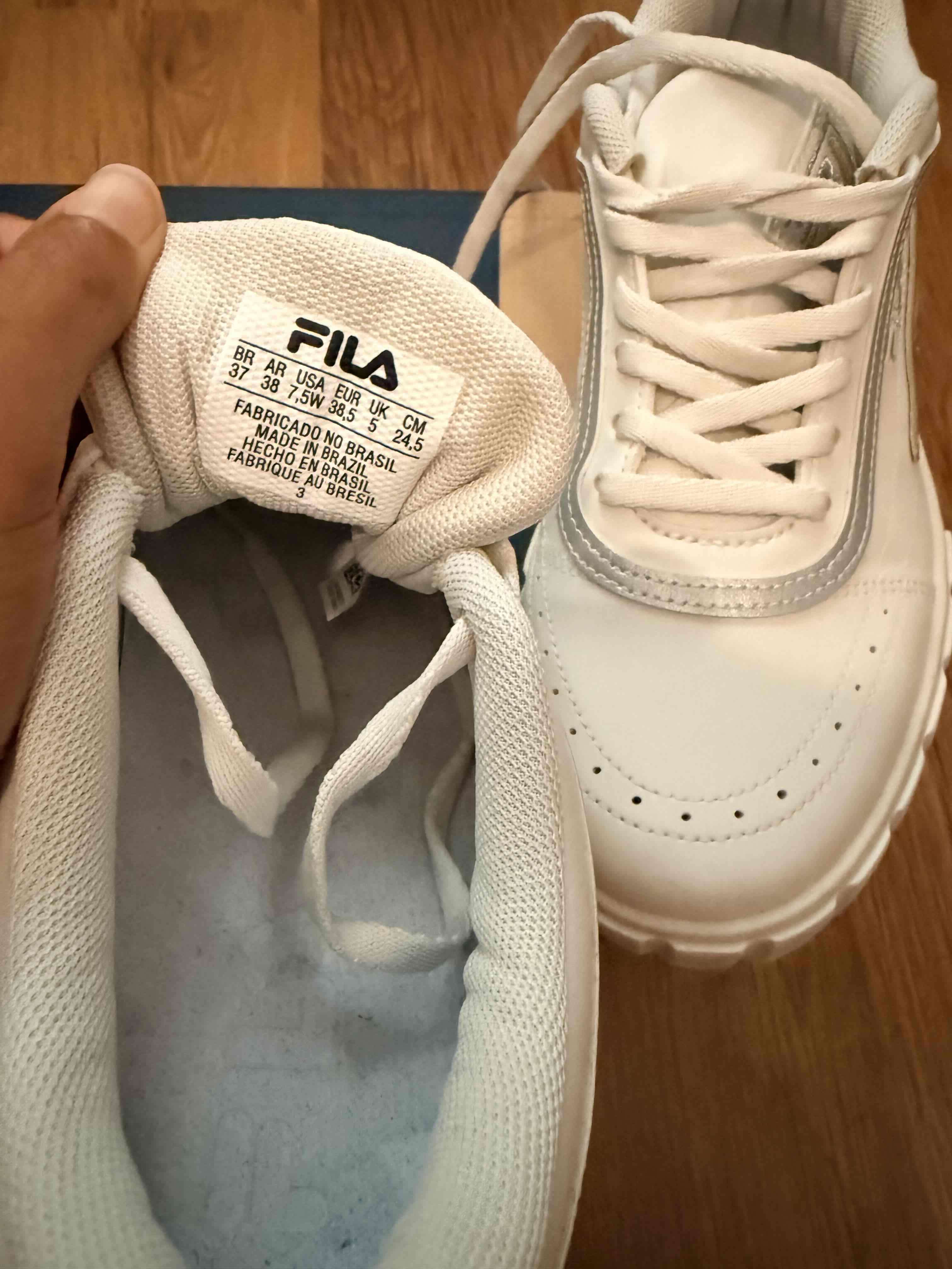Zapatillas blancas FILA con detalles dorados - miniatura 5
