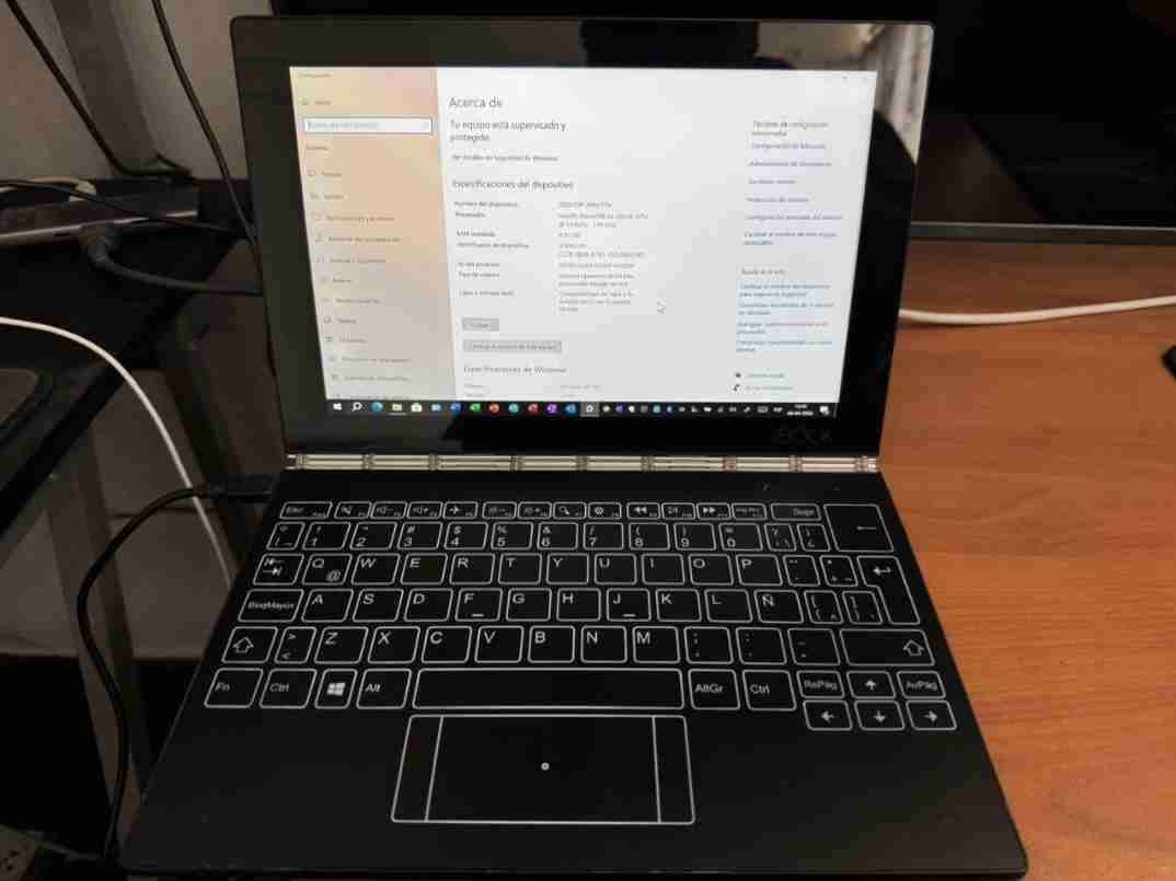 POR VIAJE VENDO TABLET PC LENOVO YOGA BOOK YB1-91F - miniatura 2