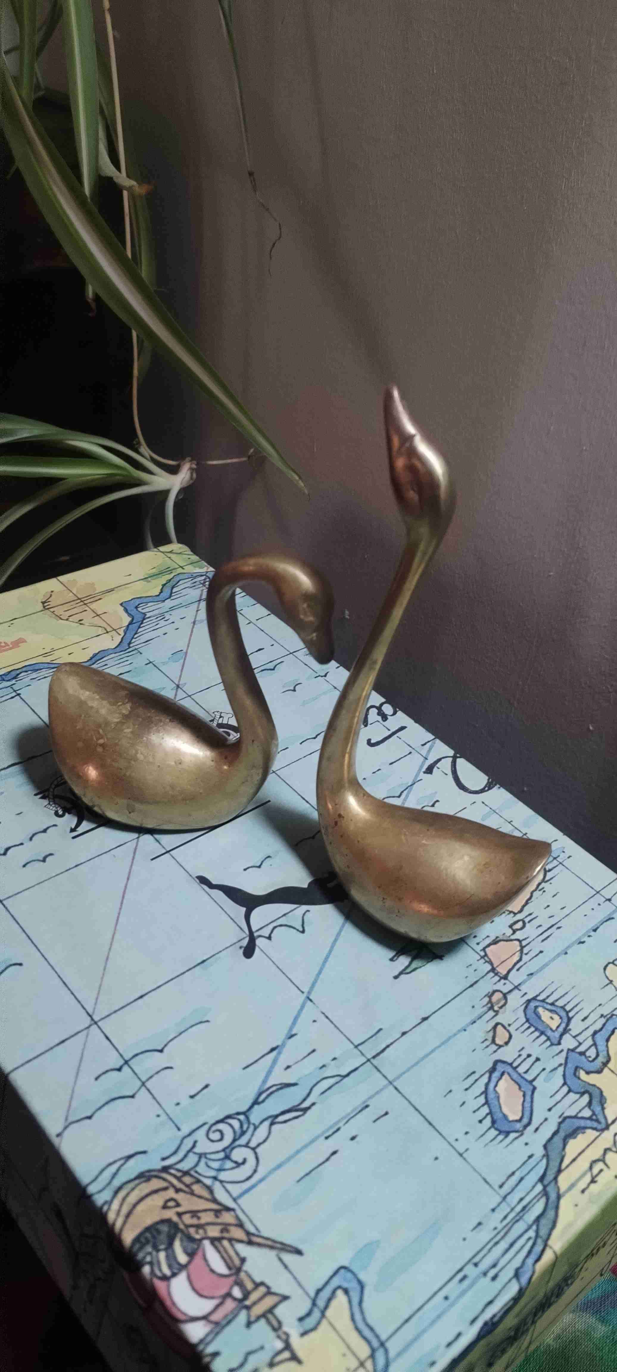 Pareja de cisnes de bronce macizo - miniatura 2