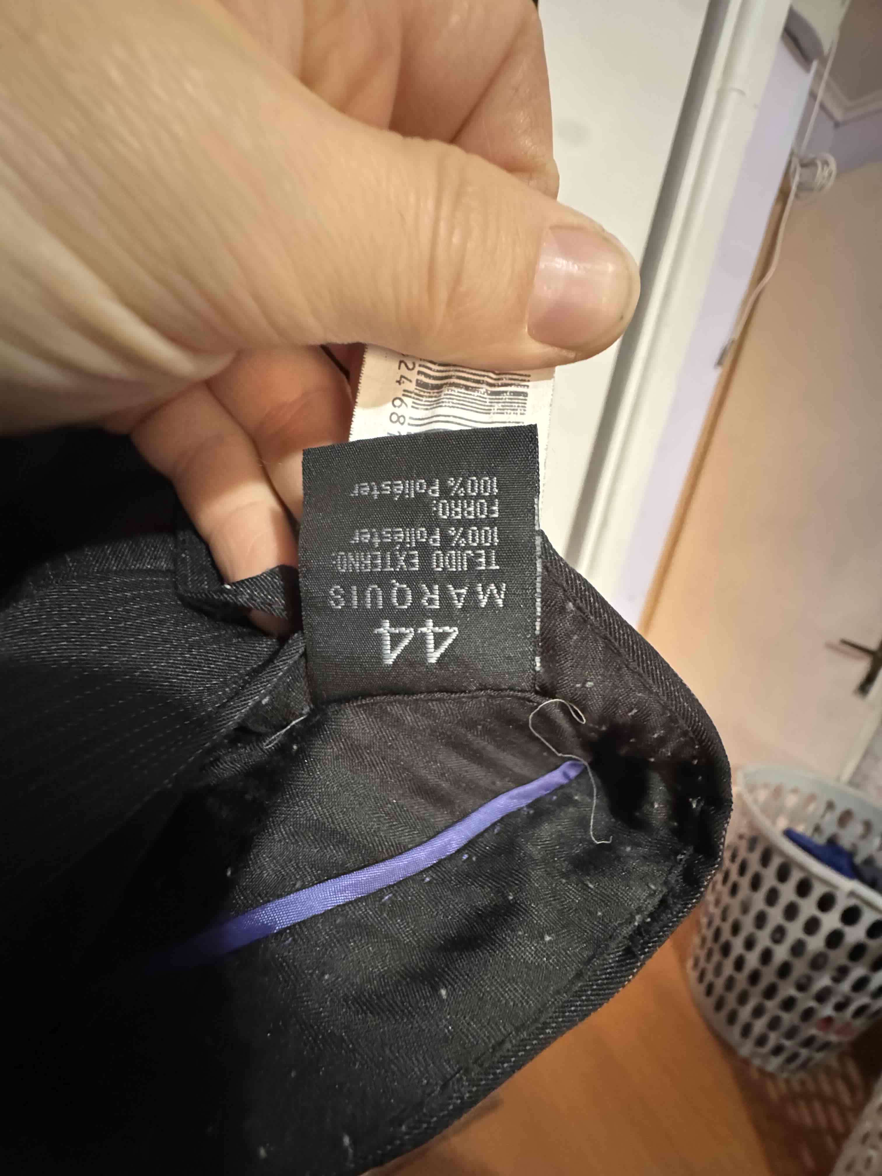 Traje negro - miniatura 4