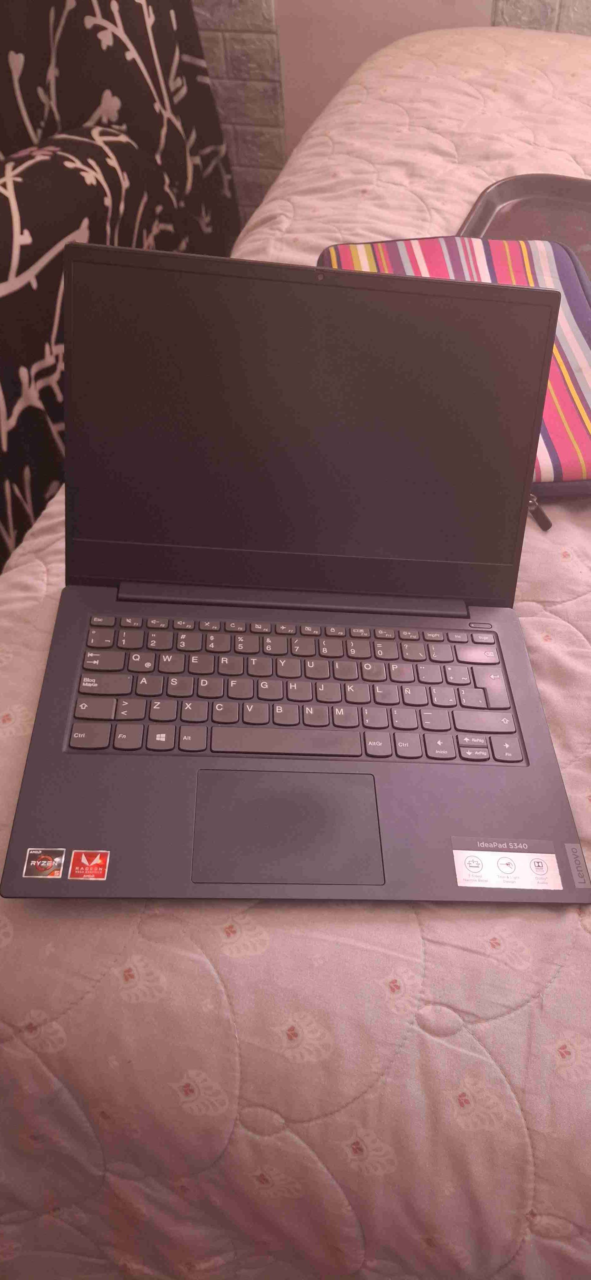 Laptop Lenovo IdeaPad S340 14" - miniatura 3