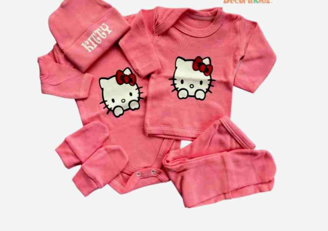 Conjunto bebé Barbie y hello Kitty rosado 5 piezas - miniatura 3
