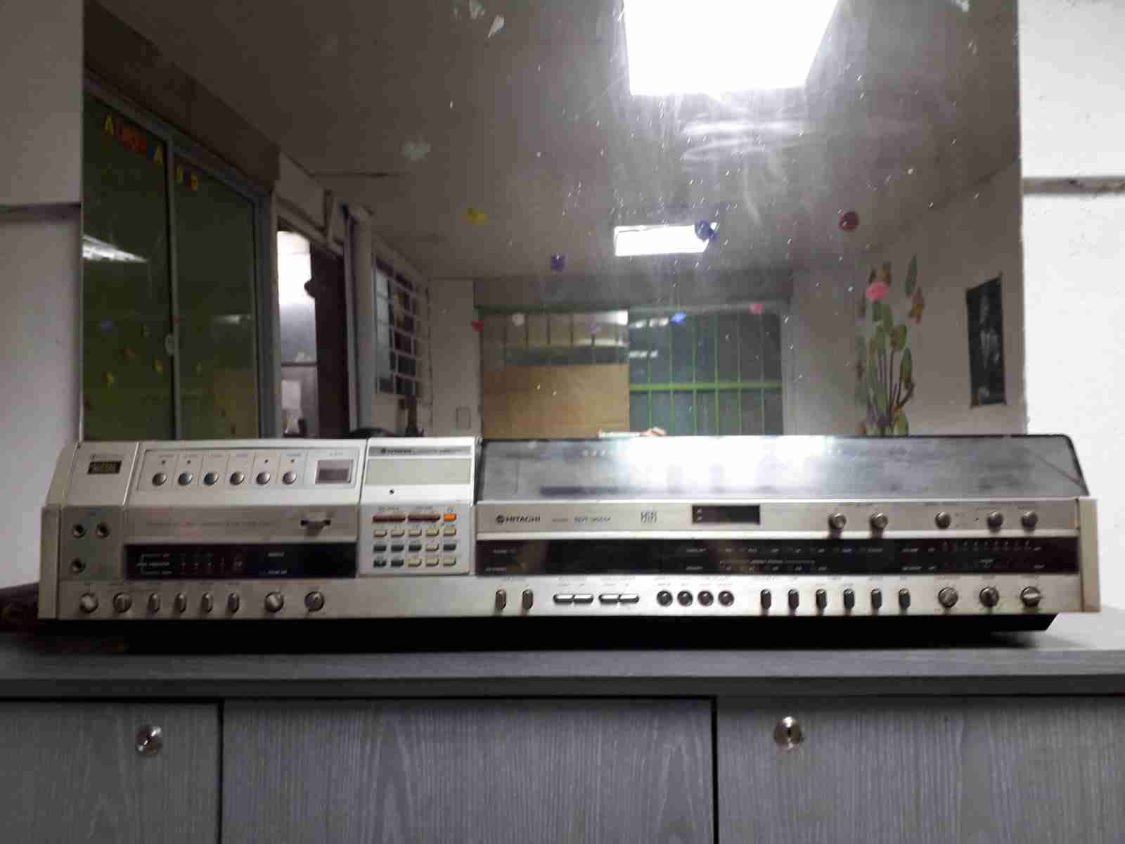 Equipo de audio Hitachi vintage - miniatura 1