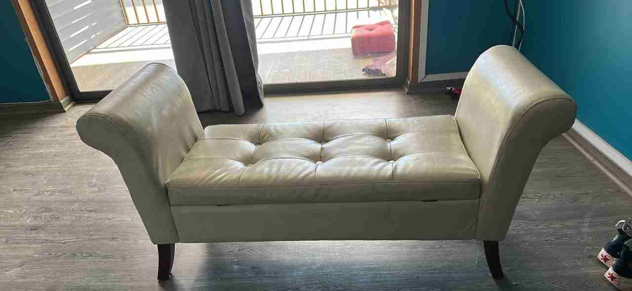 Sillón beige en buen estado - miniatura 4