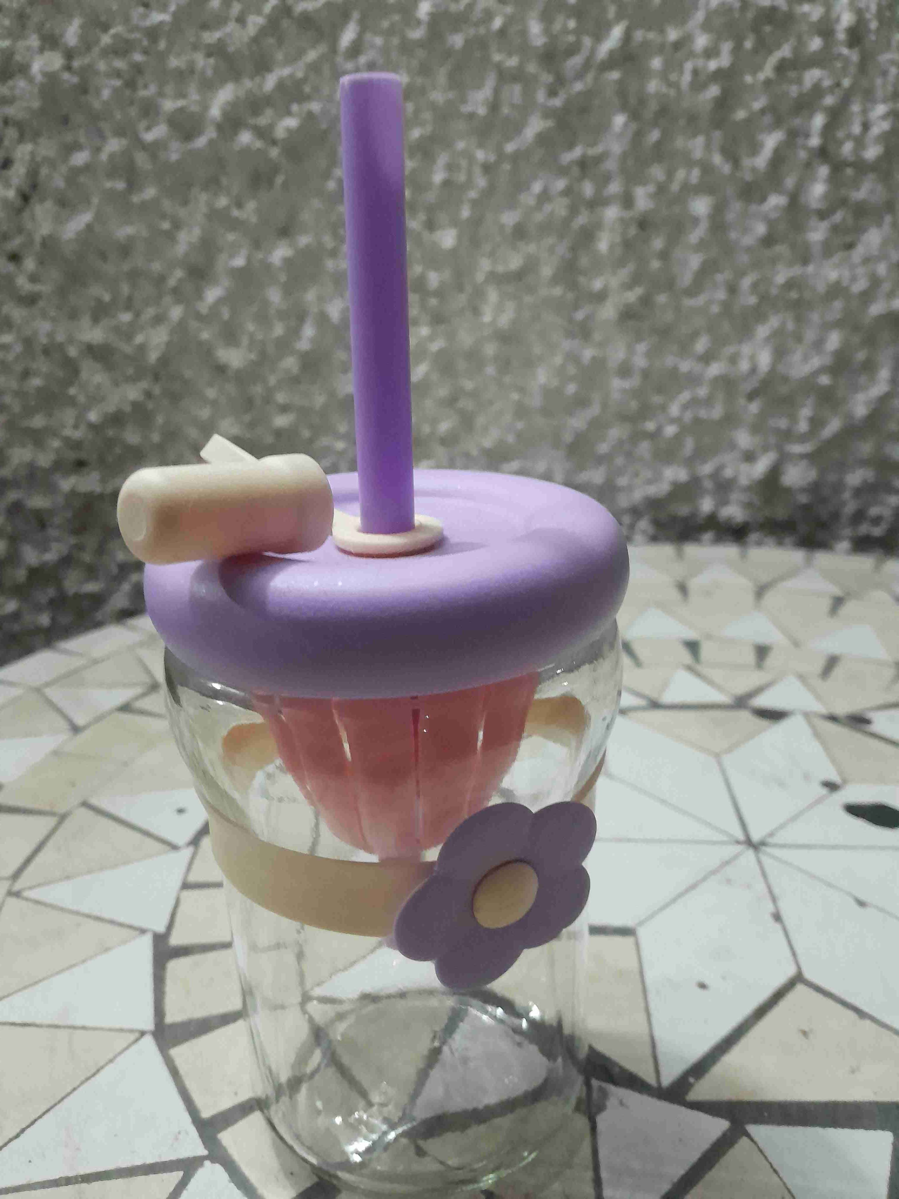 Vaso con tapa y pajilla morado - miniatura 1