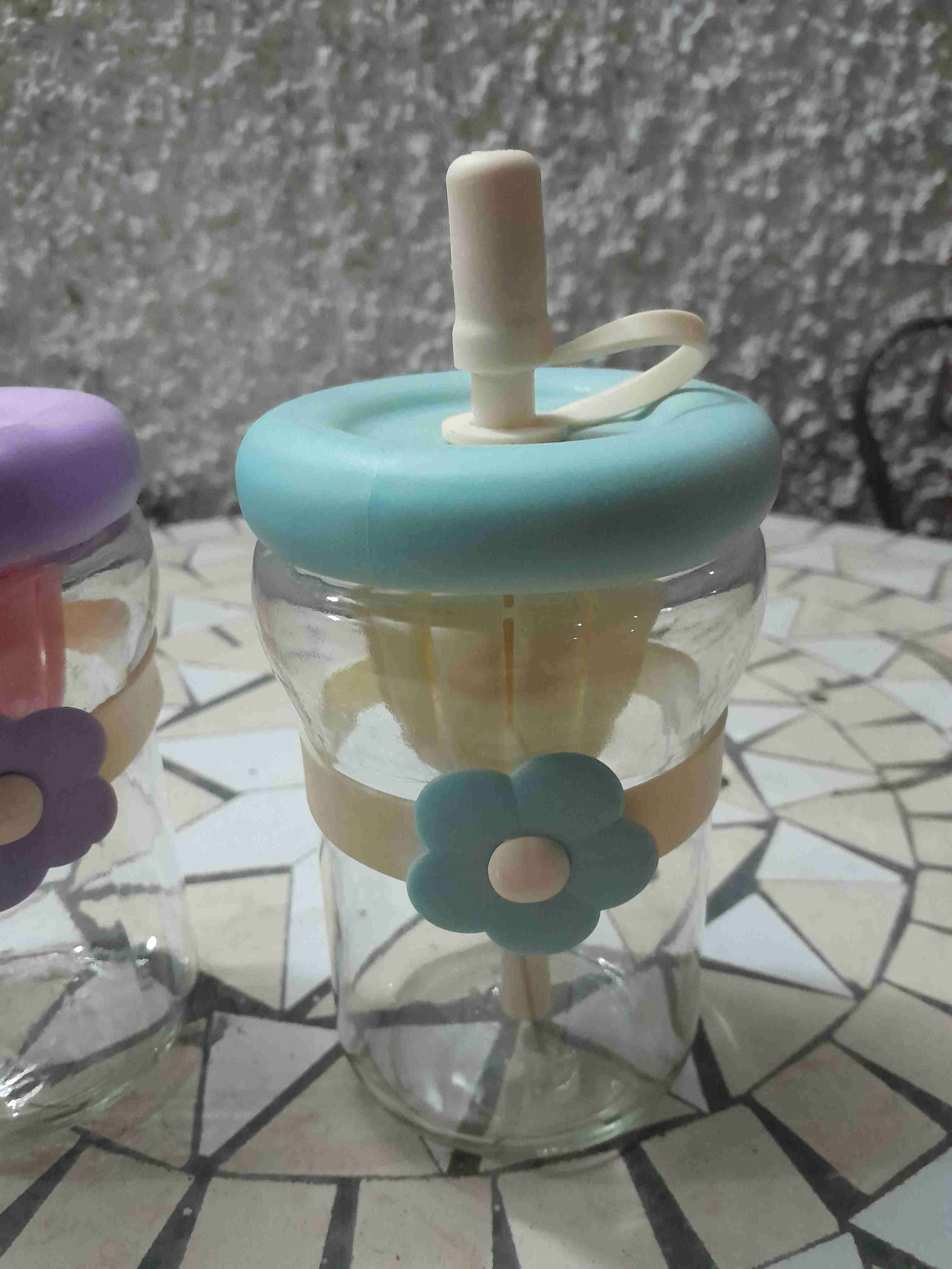 Vaso con tapa y pajilla morado - miniatura 4