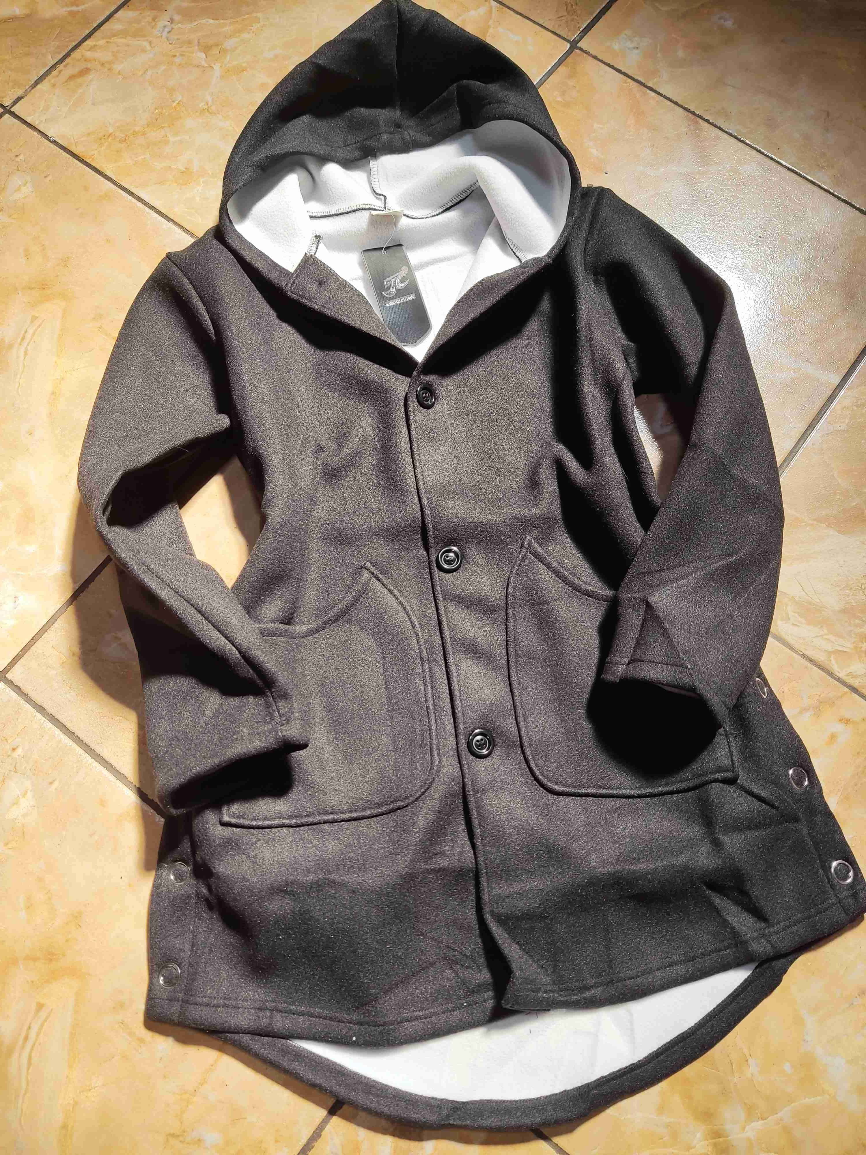 Abrigo Forrado nuevo  con capucha - miniatura 1