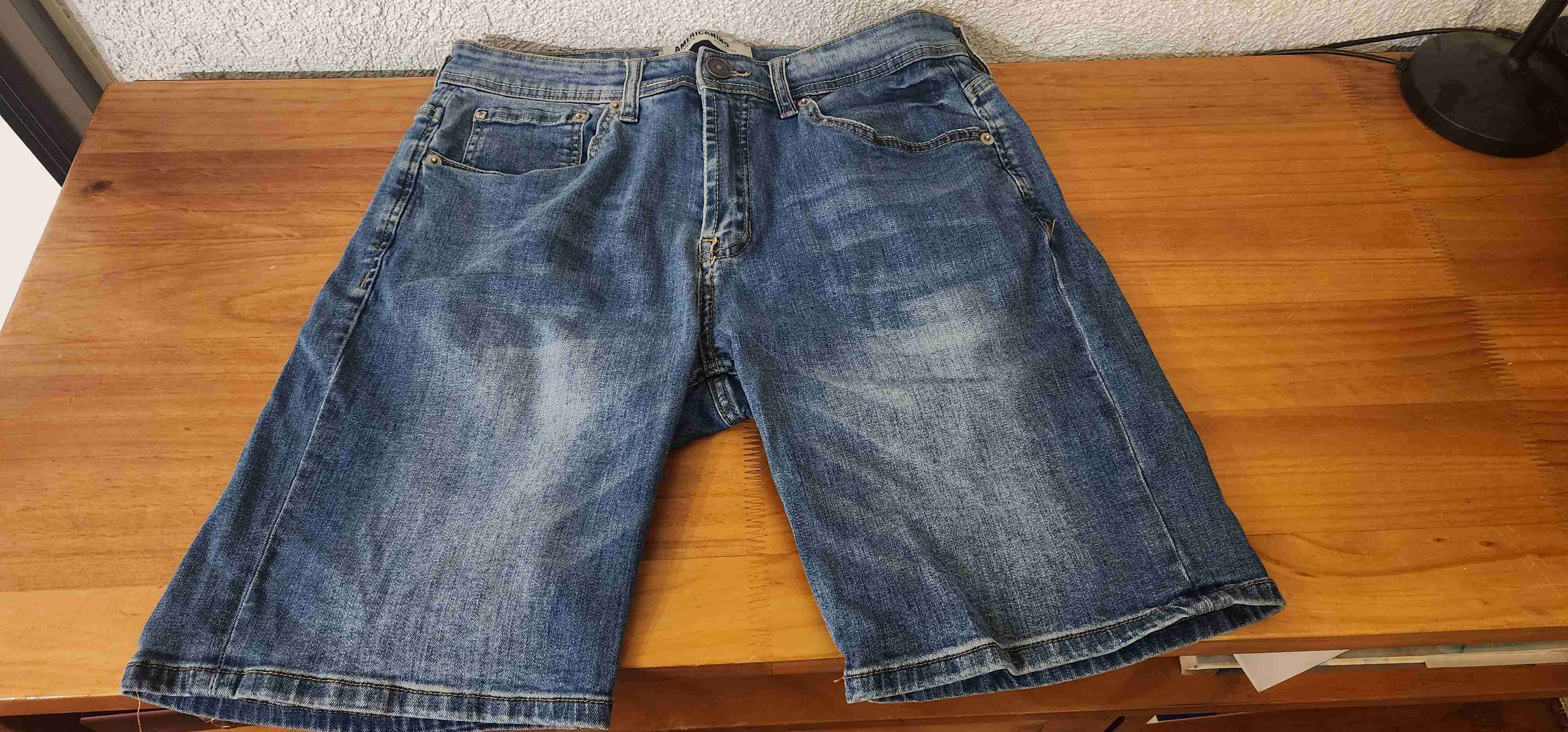 Bermudas de mezclilla azul