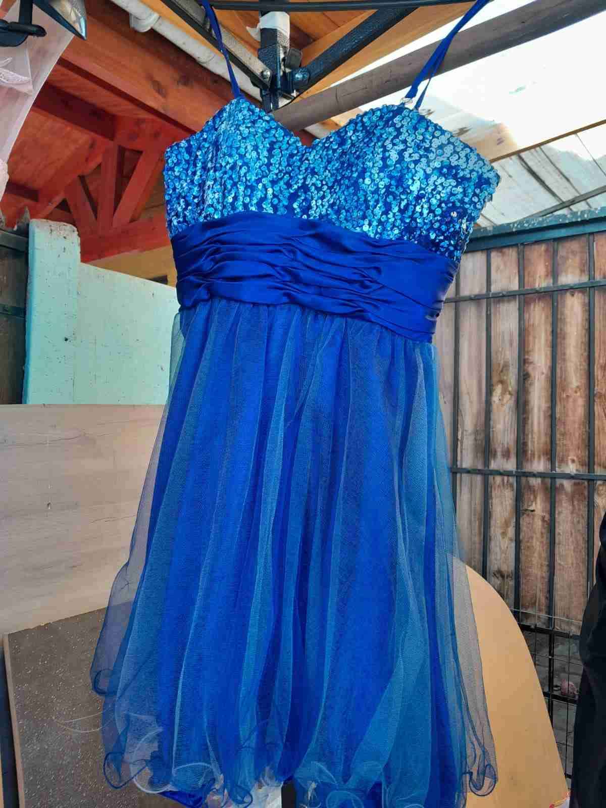 Vestido azul fiesta con lentejuelas
