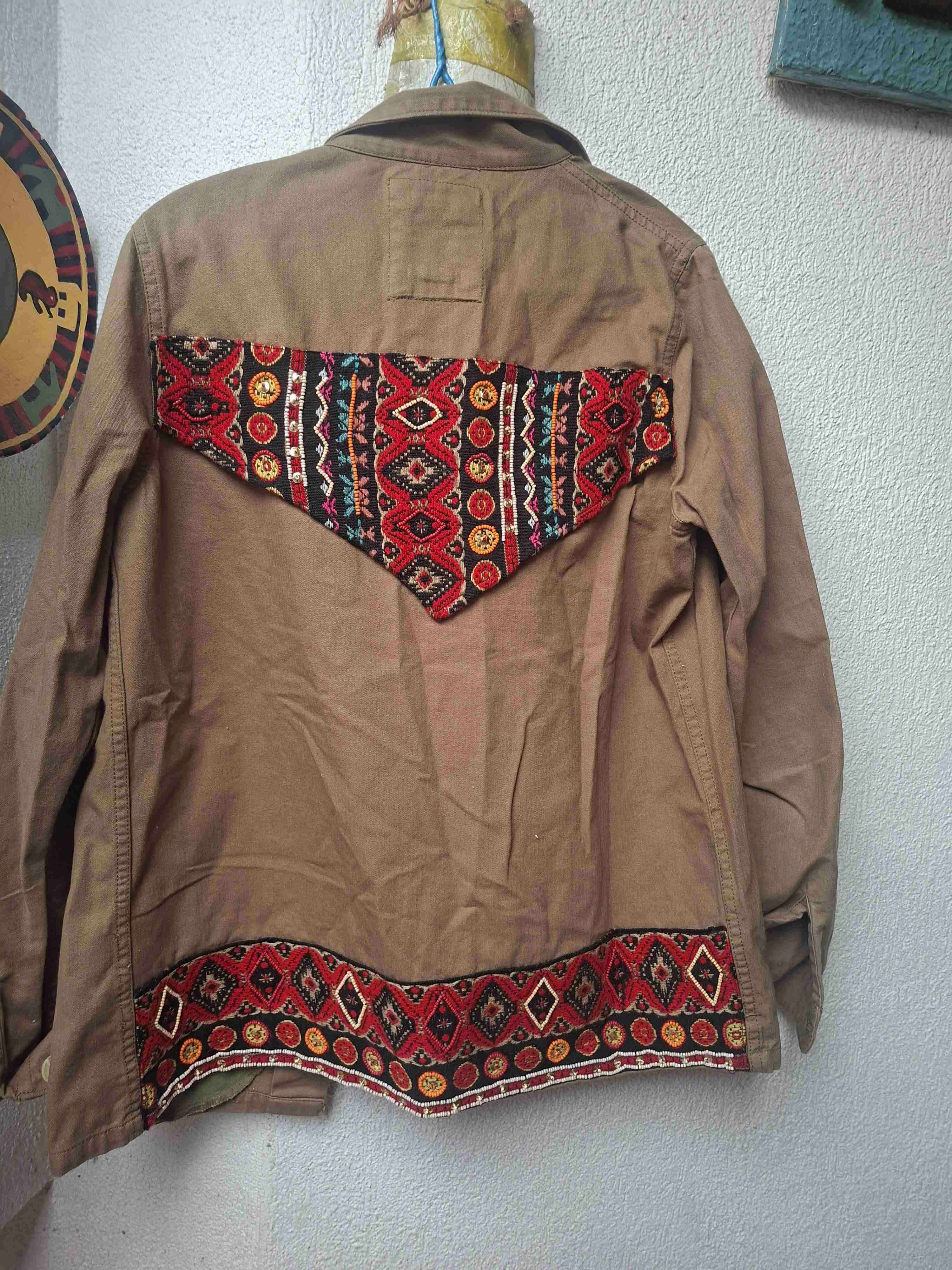 Chaqueta marrón estilo casual - miniatura 2