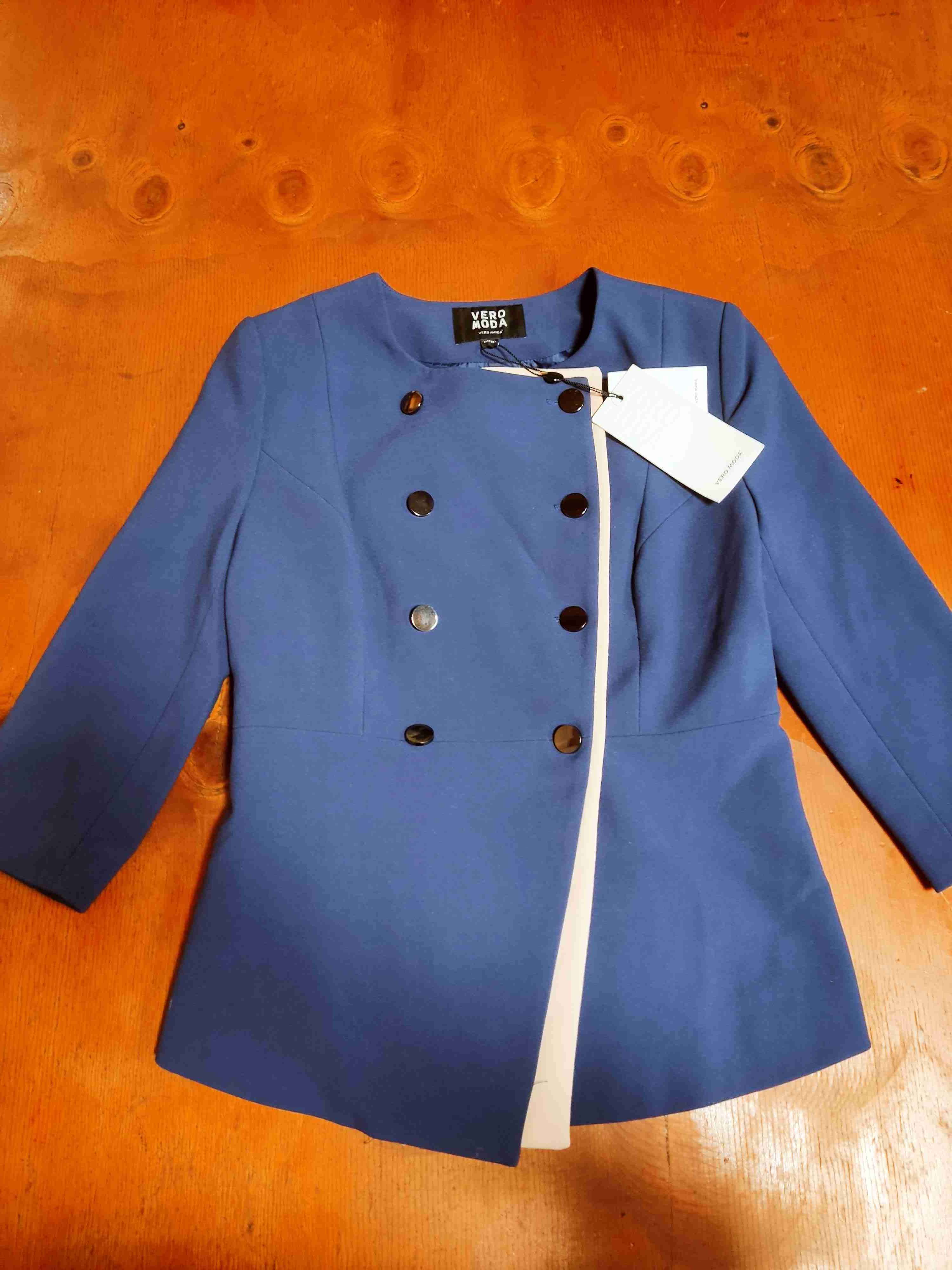 Blazer azul con botones VERO MODA