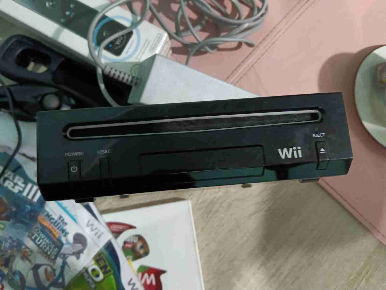 Consola Wii con juego Super Mario - miniatura 5