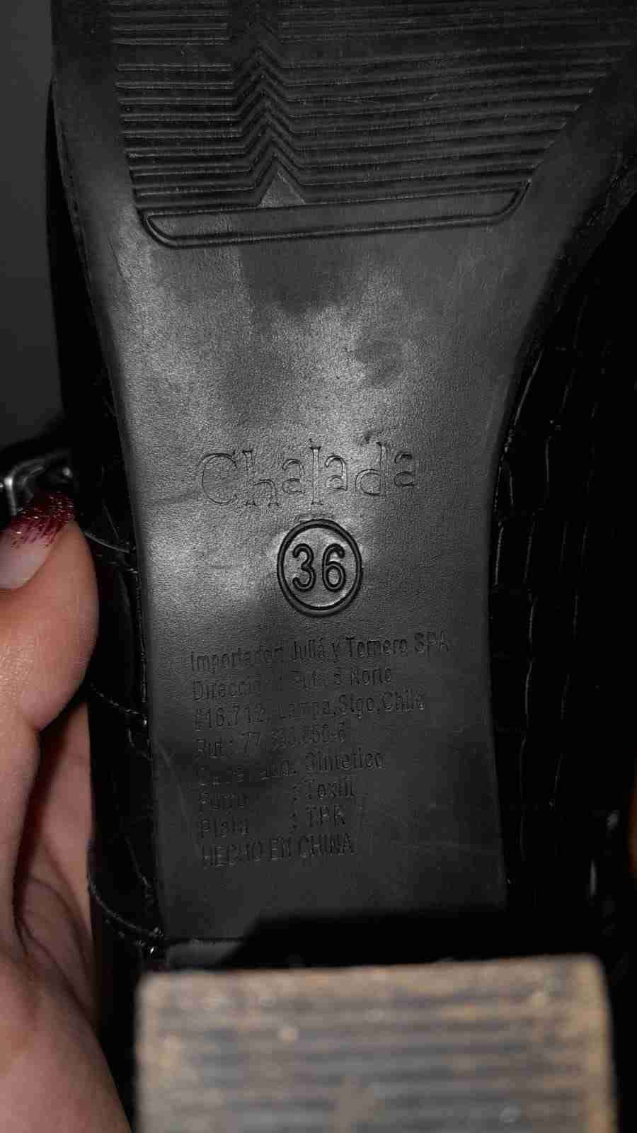 Zapatos negros de tacón - miniatura 3