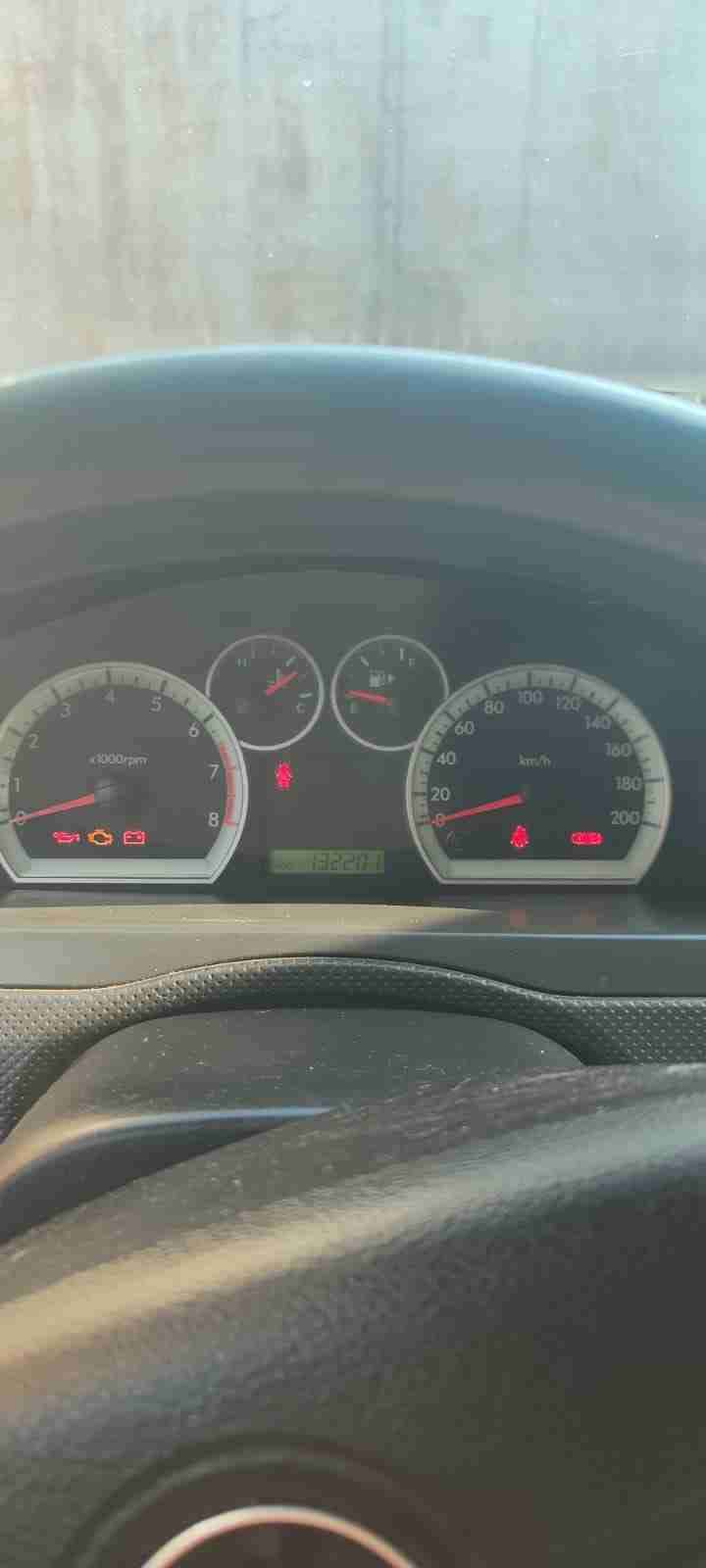 Chevrolet Aveo 3 Auto sedán azul en buen estado - miniatura 5