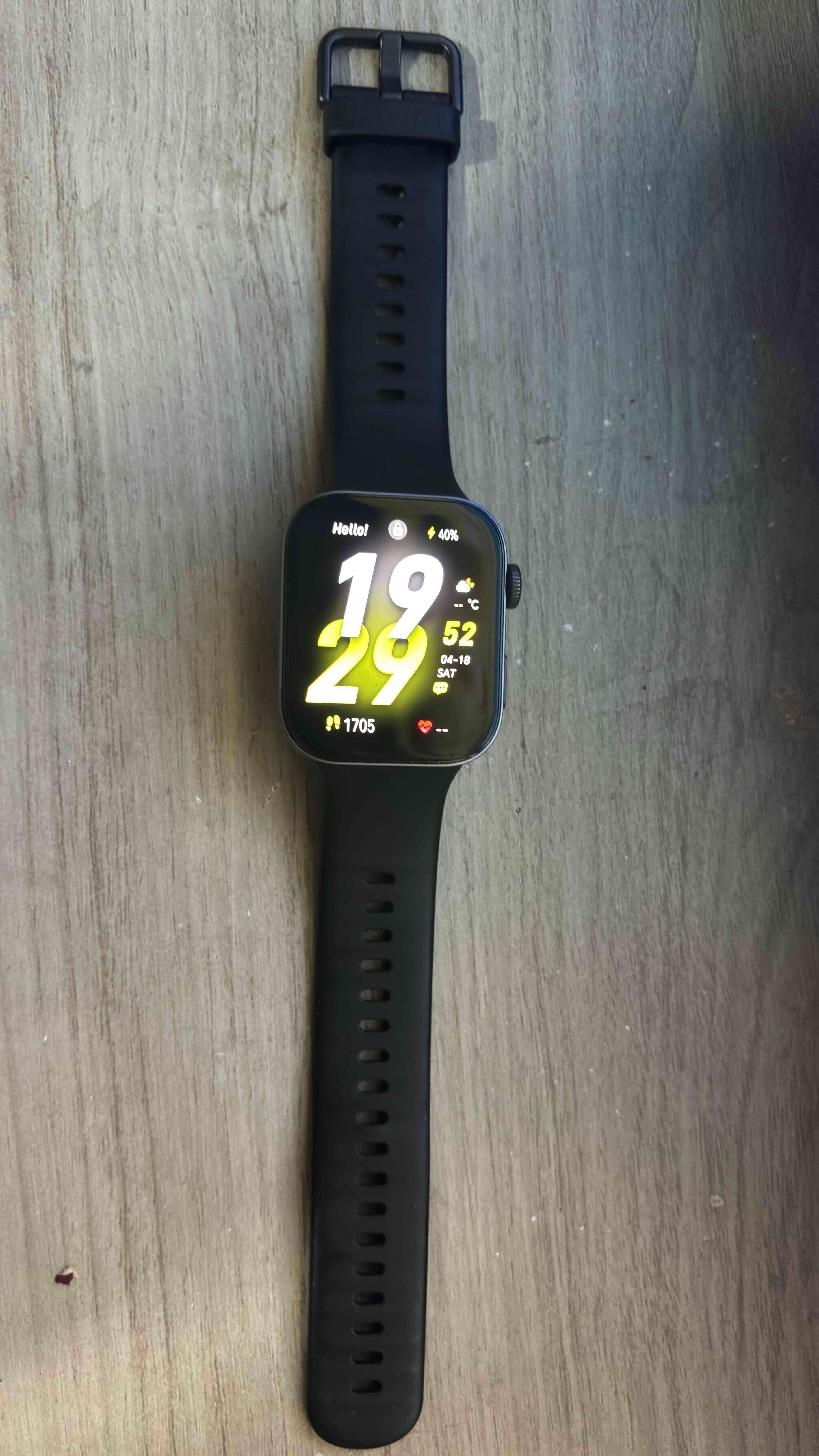 Smartwatch negro pantalla táctil - miniatura 1