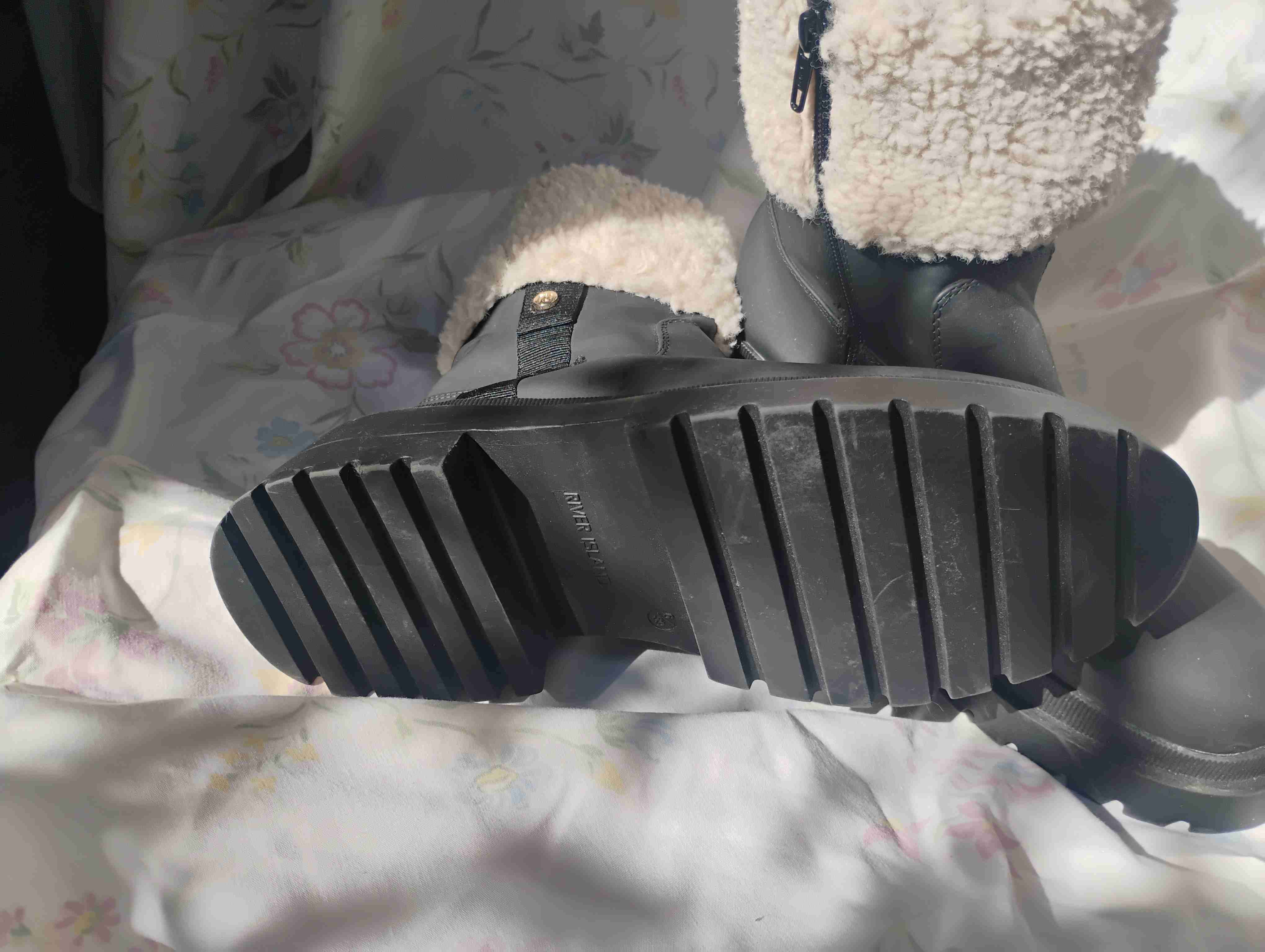 Botas negras con forro - miniatura 5