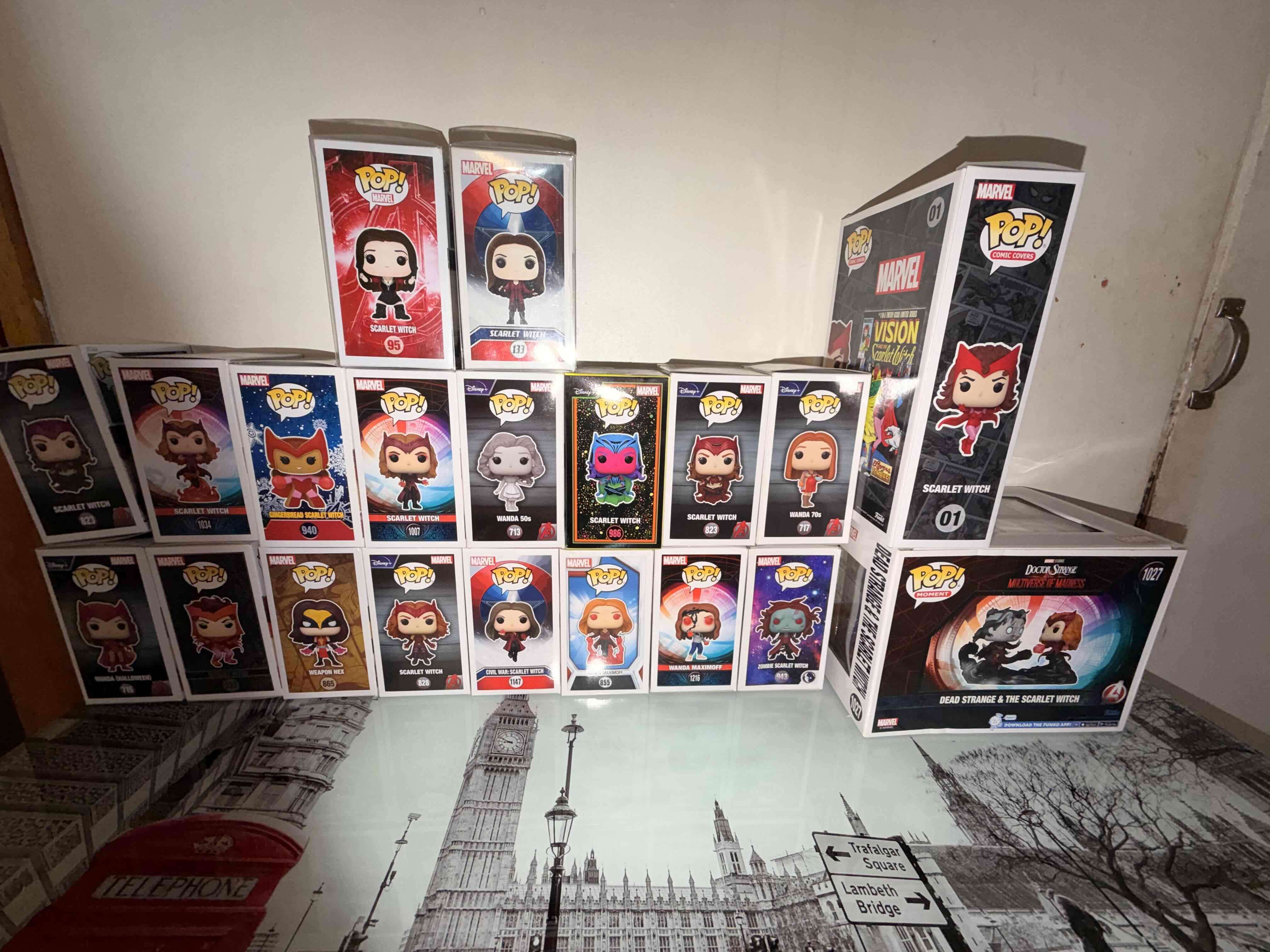 Colección de figuras Funko Pop - miniatura 1