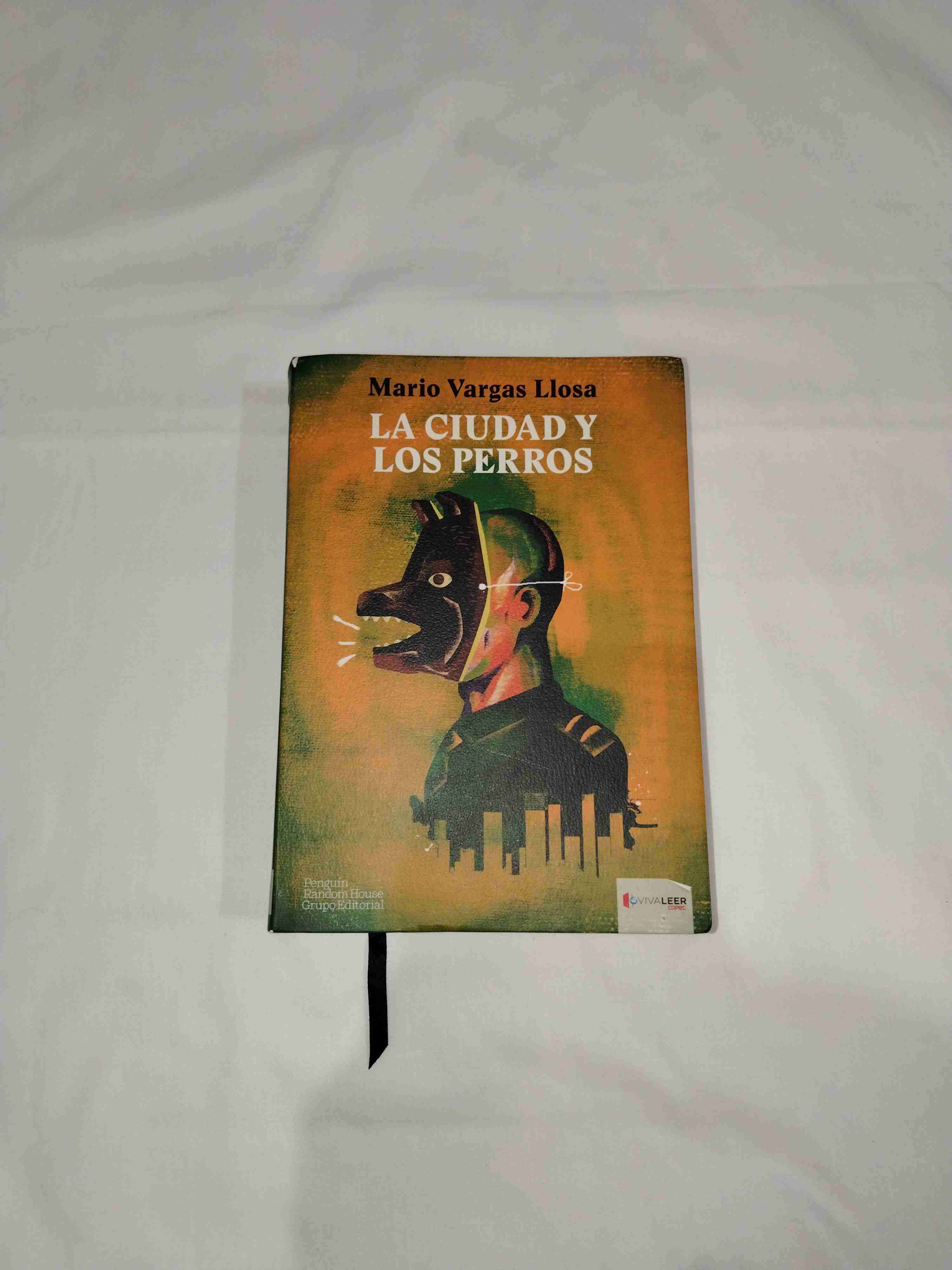 Libro 'La ciudad y los perros' - miniatura 1