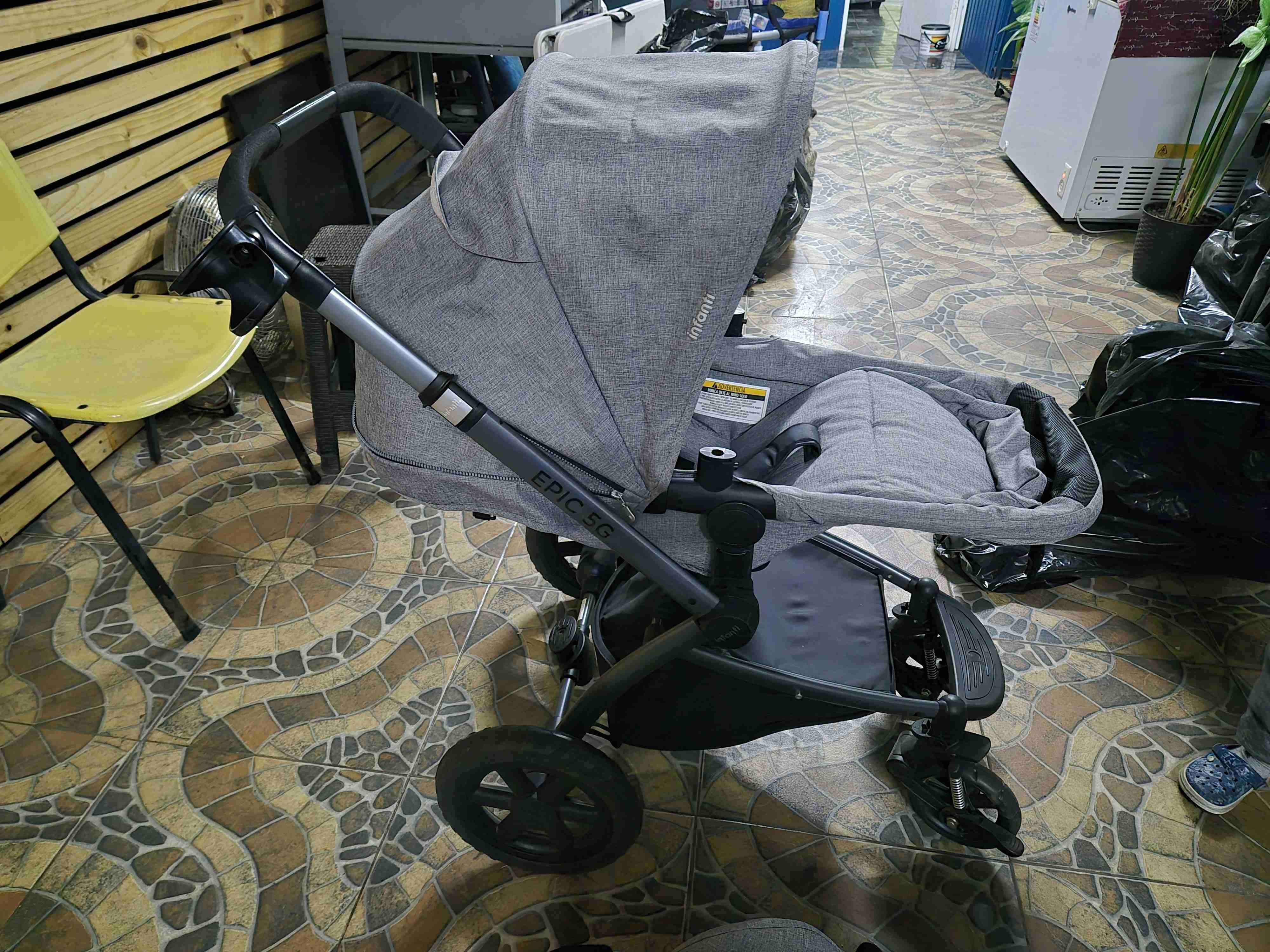 Coche para bebé Infanti gris Epic 5G - miniatura 5