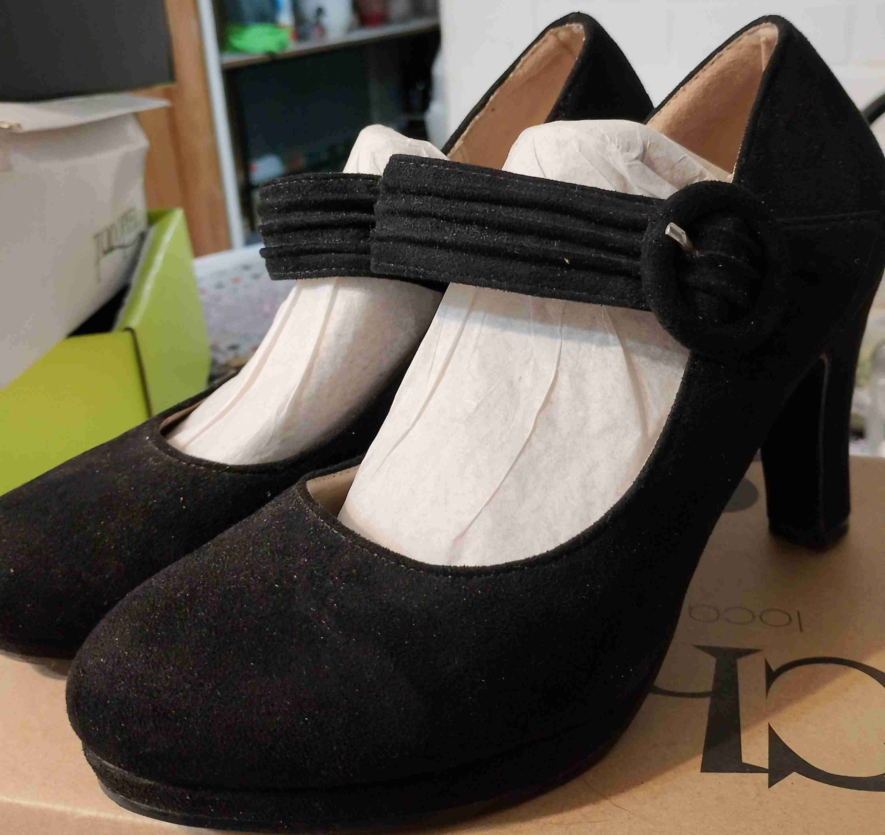 Zapatos de tacón negros con hebilla - miniatura 1