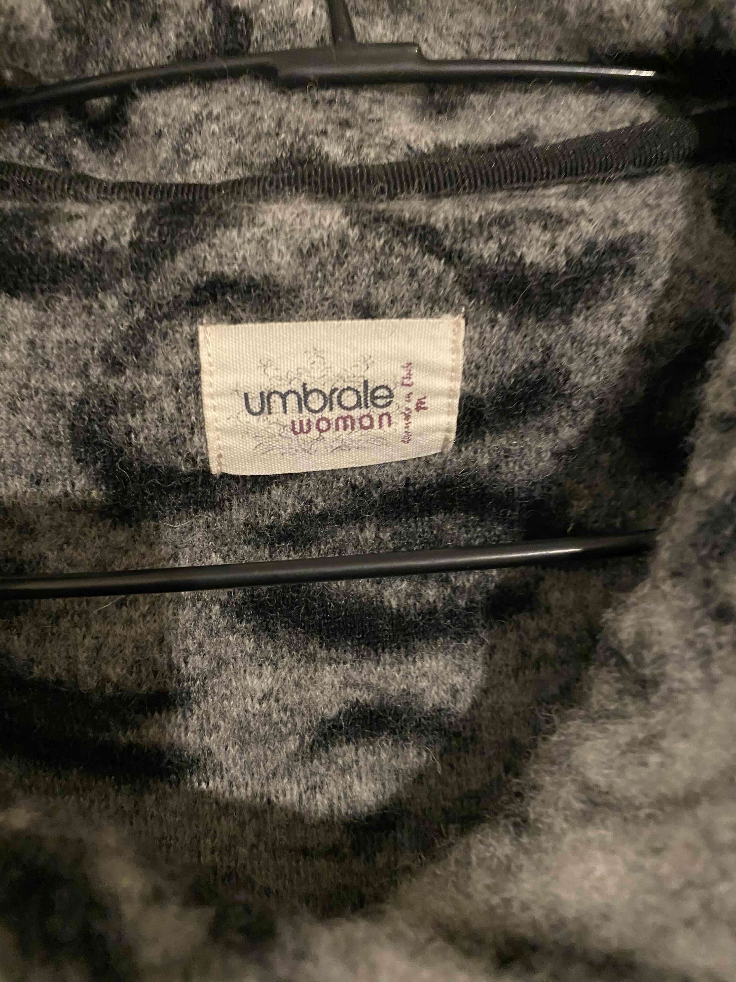 Chaqueta Umbrale Talla M, usado perfecto estado - miniatura 2