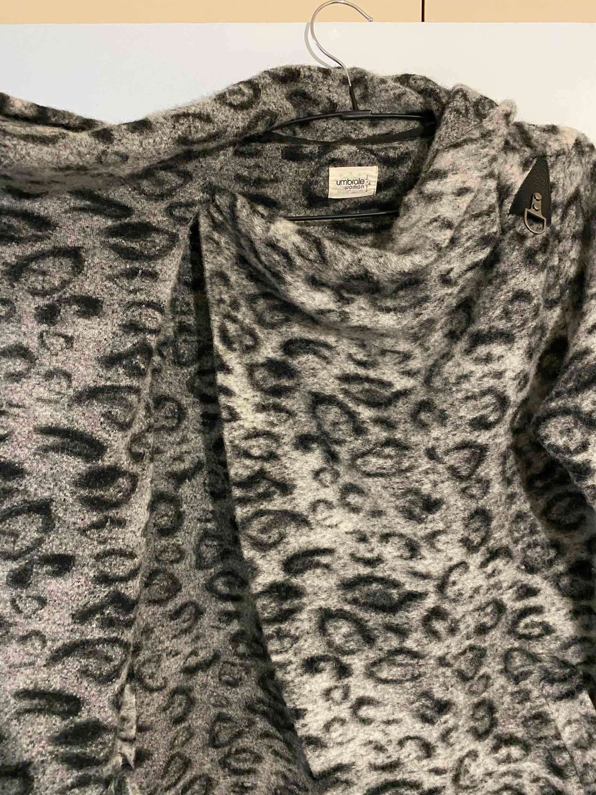 Chaqueta Umbrale Talla M, usado perfecto estado - miniatura 4