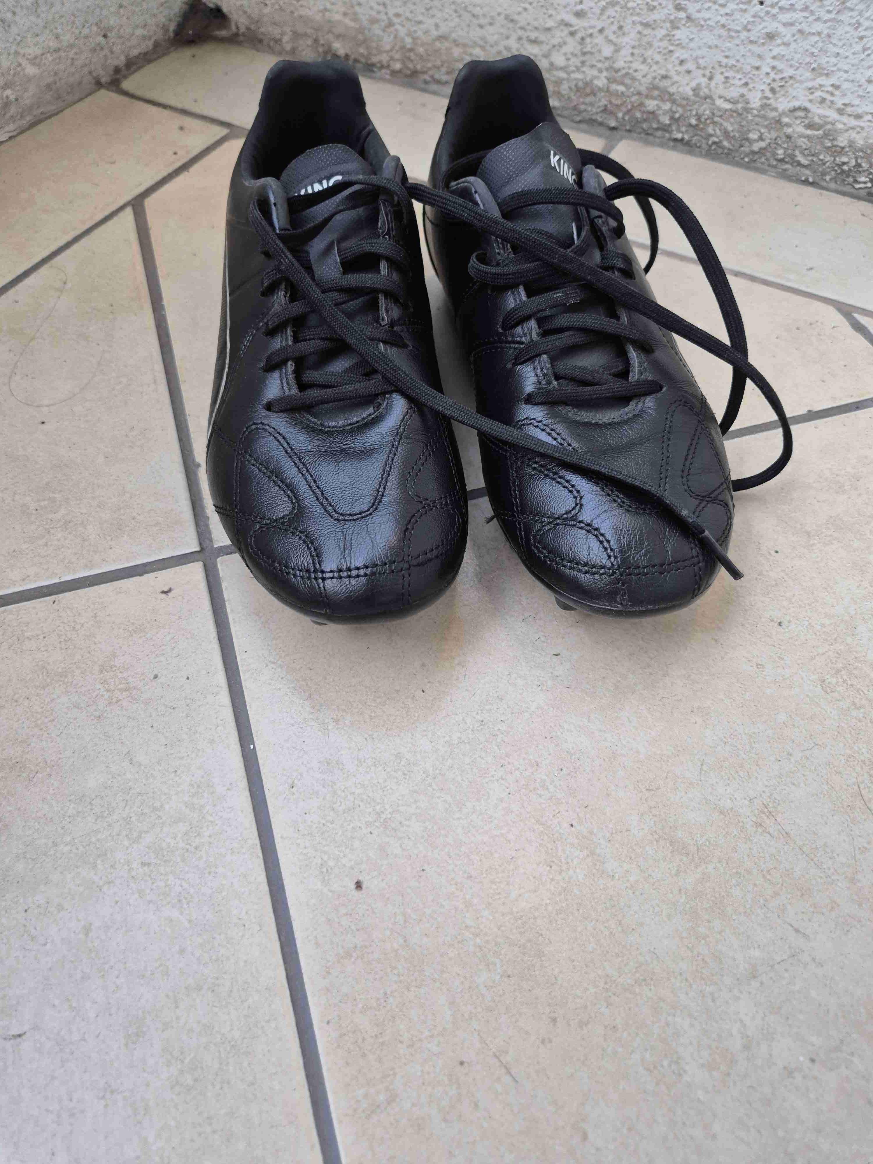 Zapatos de fútbol negros - miniatura 2