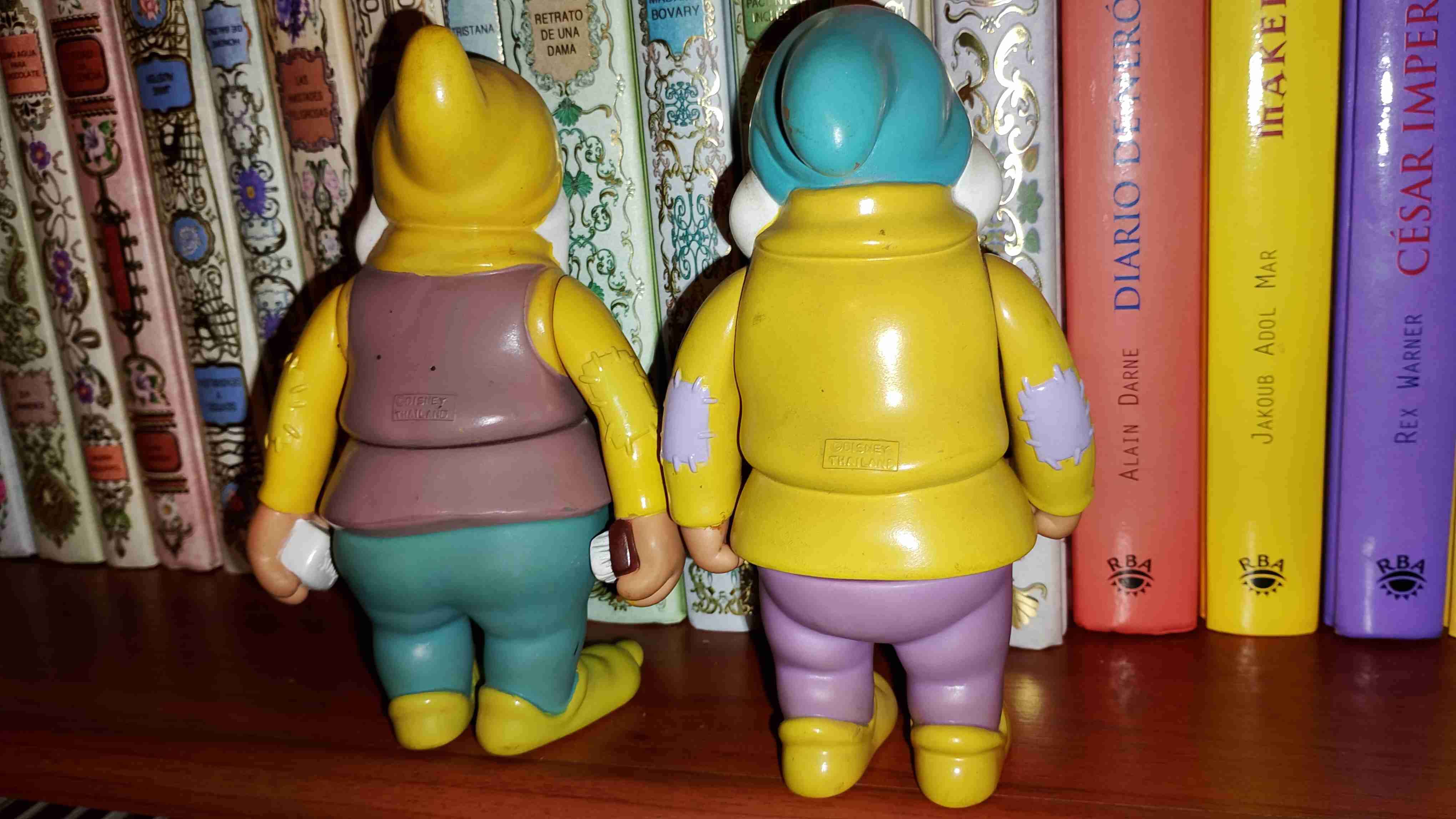 2 Enanos Disney ( Feliz y Mudo) - miniatura 2