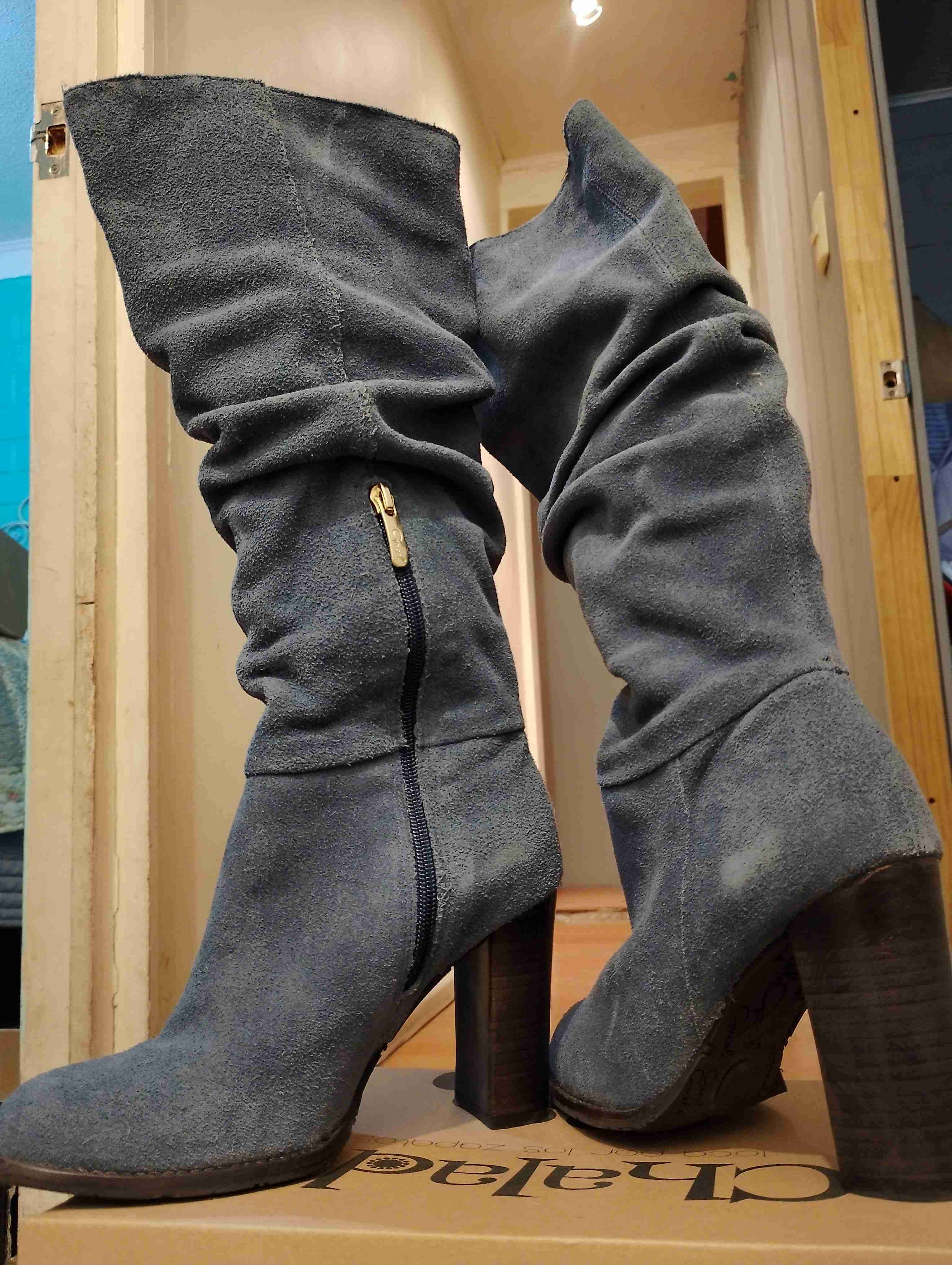 Botas altas de gamuza celeste - miniatura 2