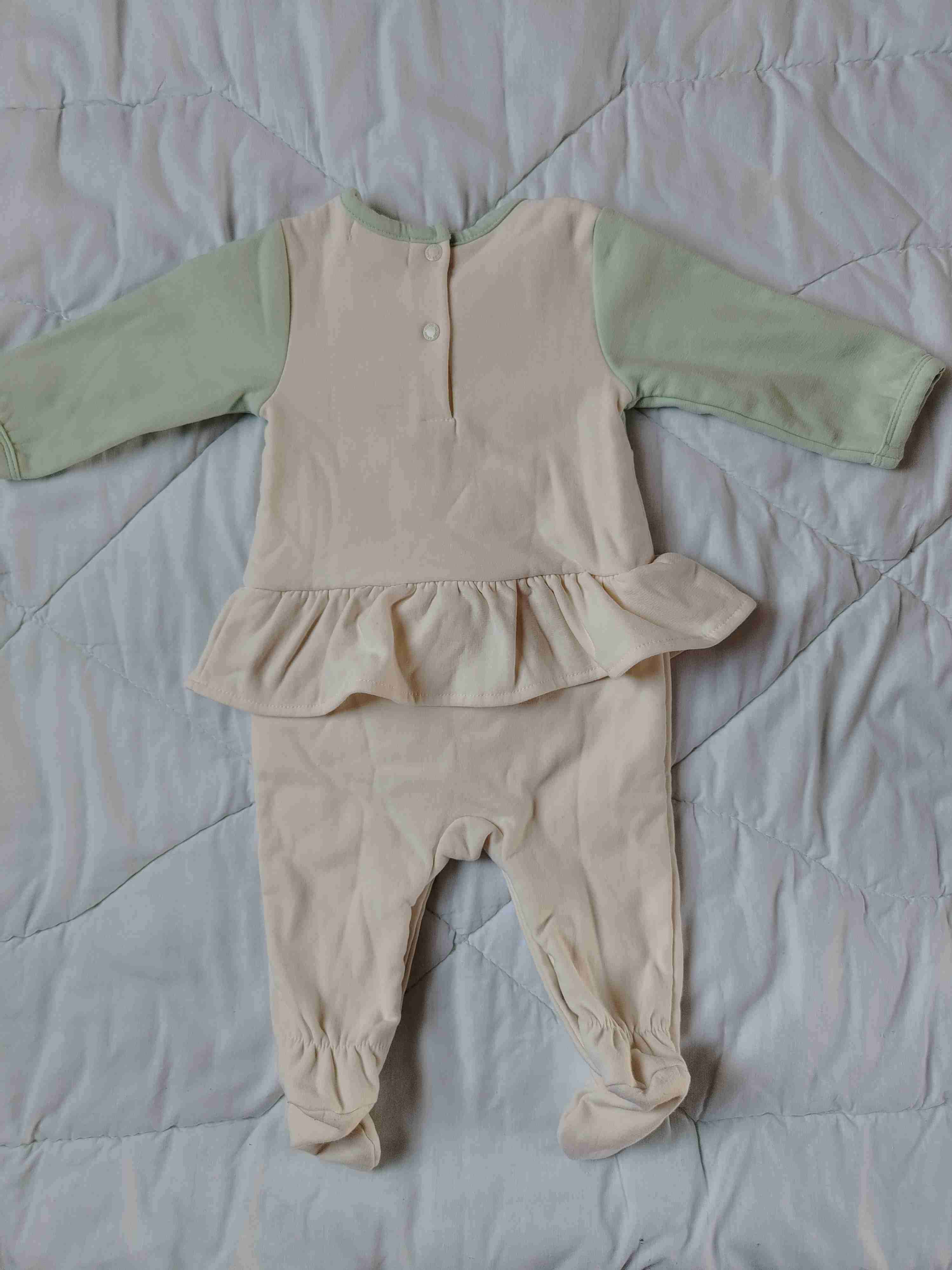 Enterito bebé verde con diseño - miniatura 4