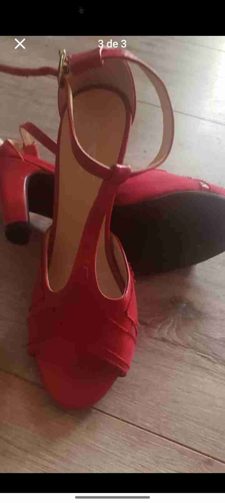 Sandalias de tacón rojas - miniatura 2