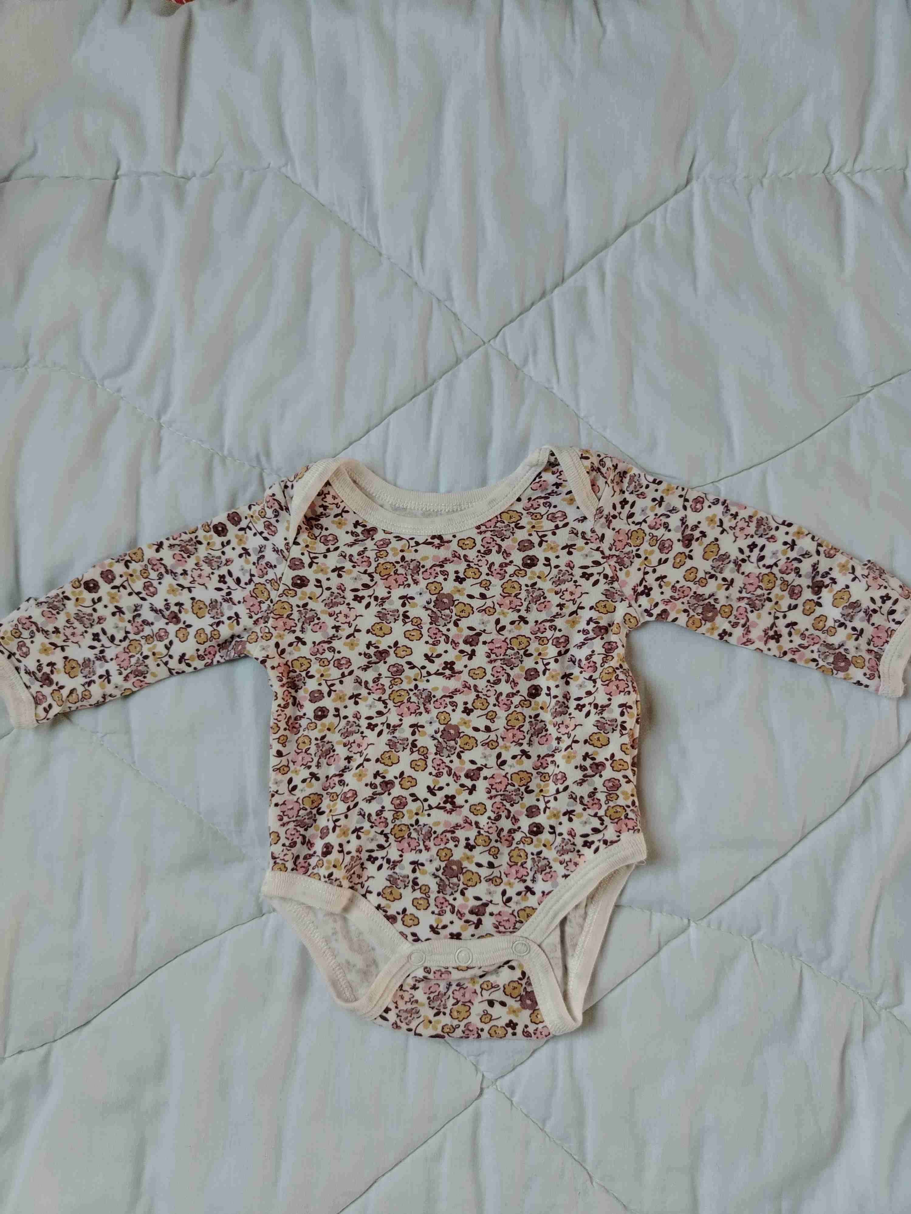 6 bodys niña 0 a 3 meses