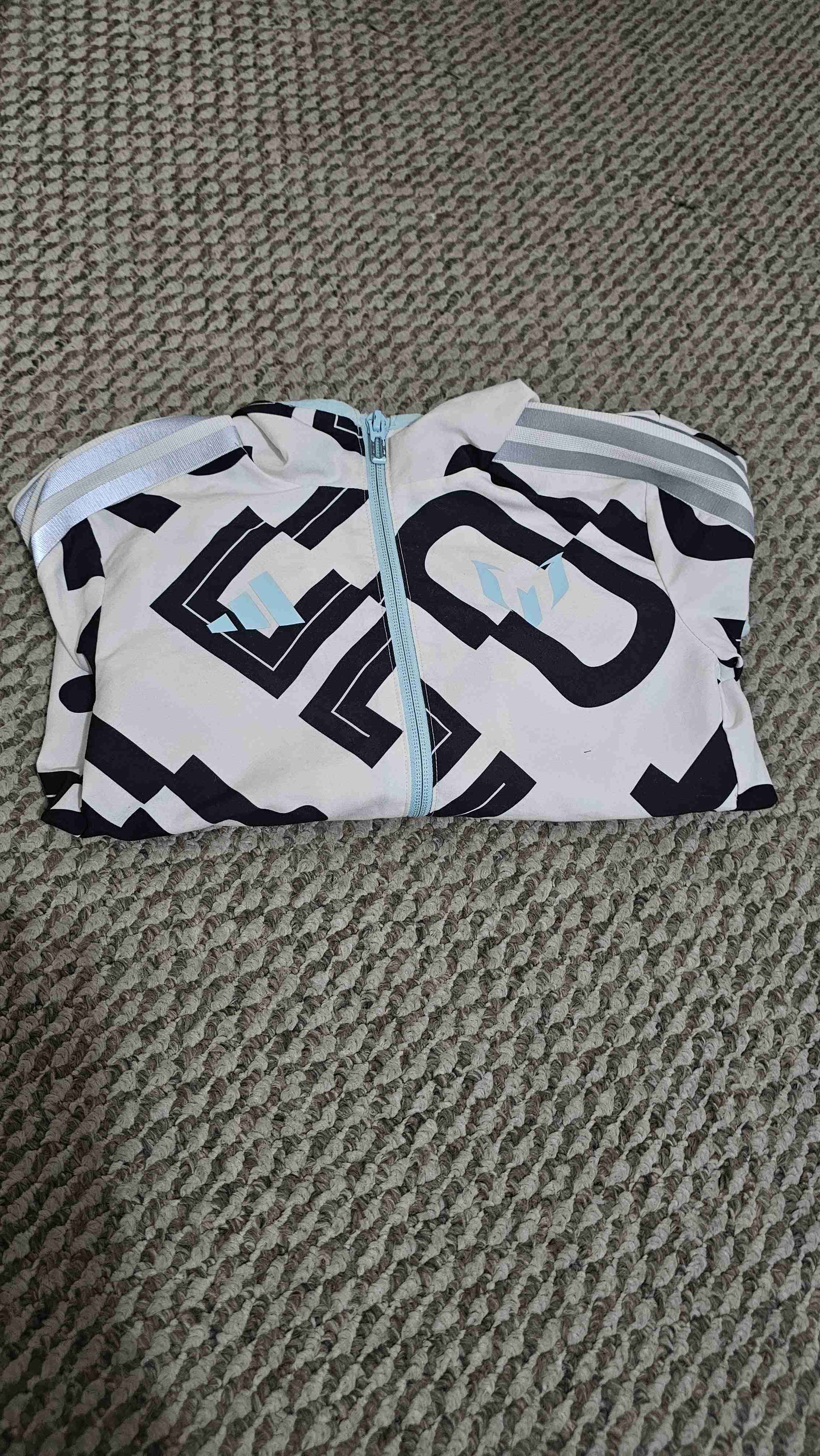 Cortavientos marca Adidas (Messi) - miniatura 2