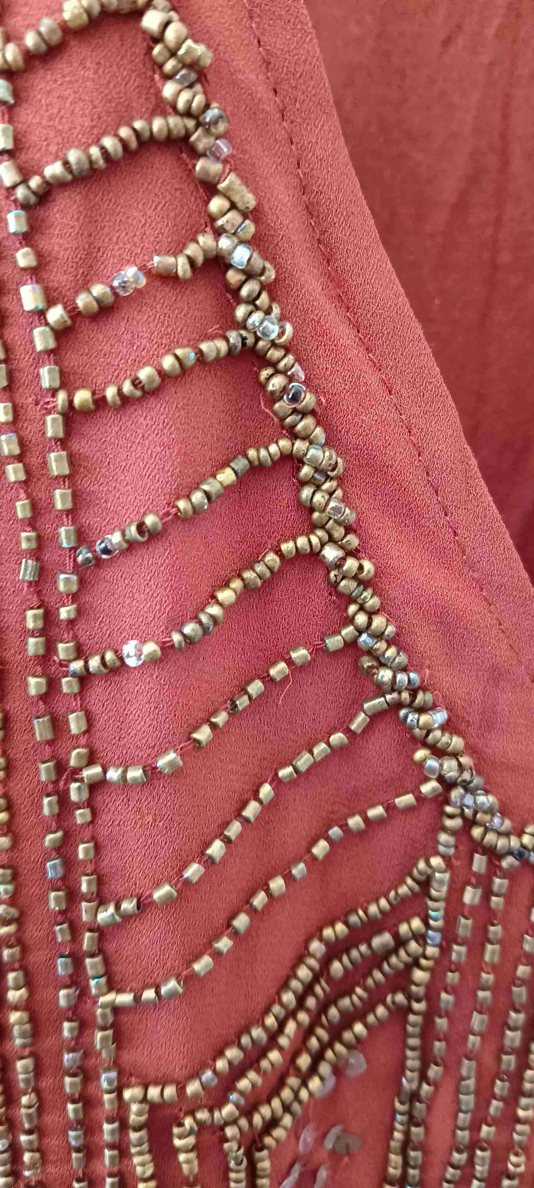 Blusa sin mangas terracota con lentejuelas - miniatura 2