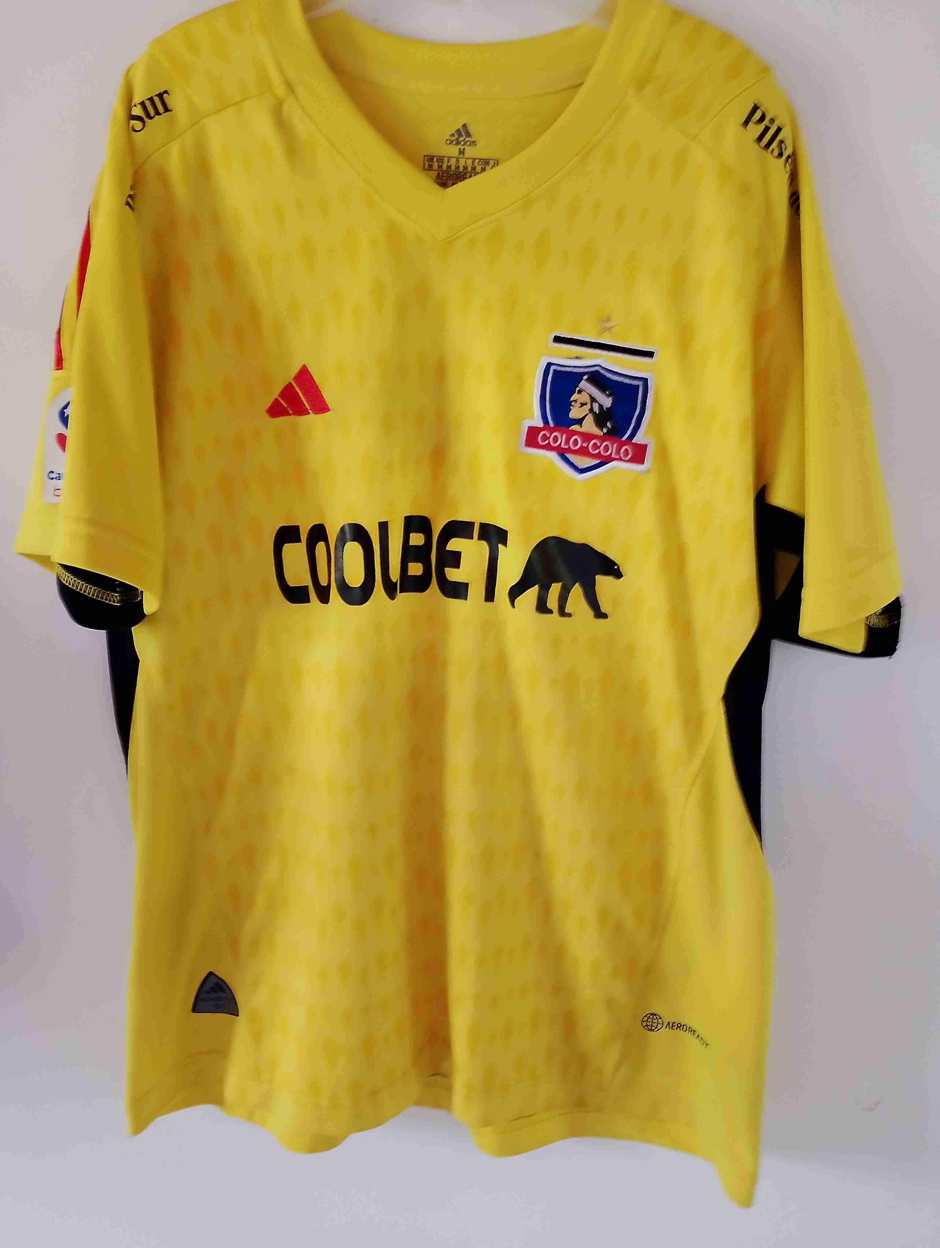 Camiseta fútbol amarilla - miniatura 1