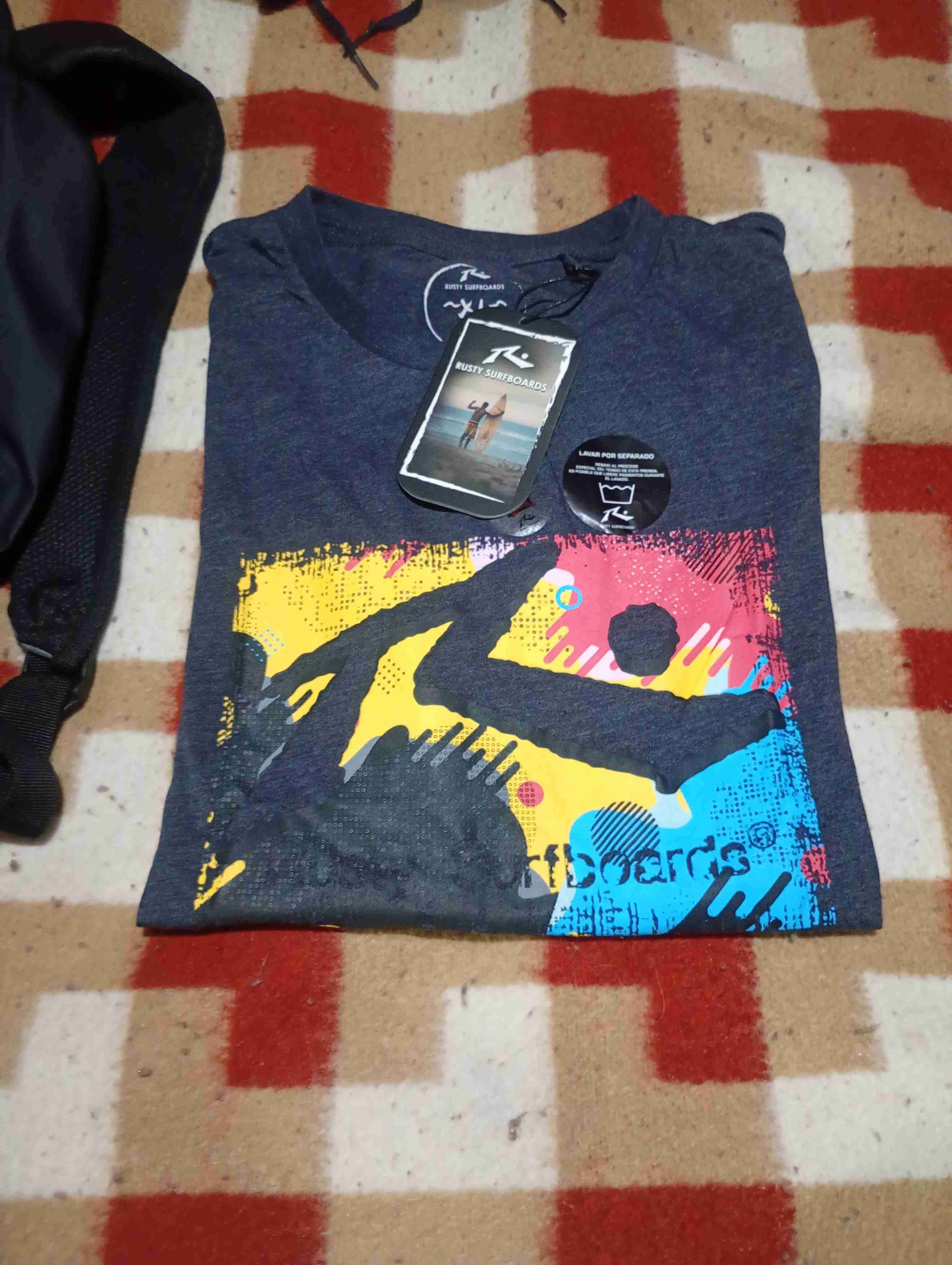 Polera Rusty surf azul estampada