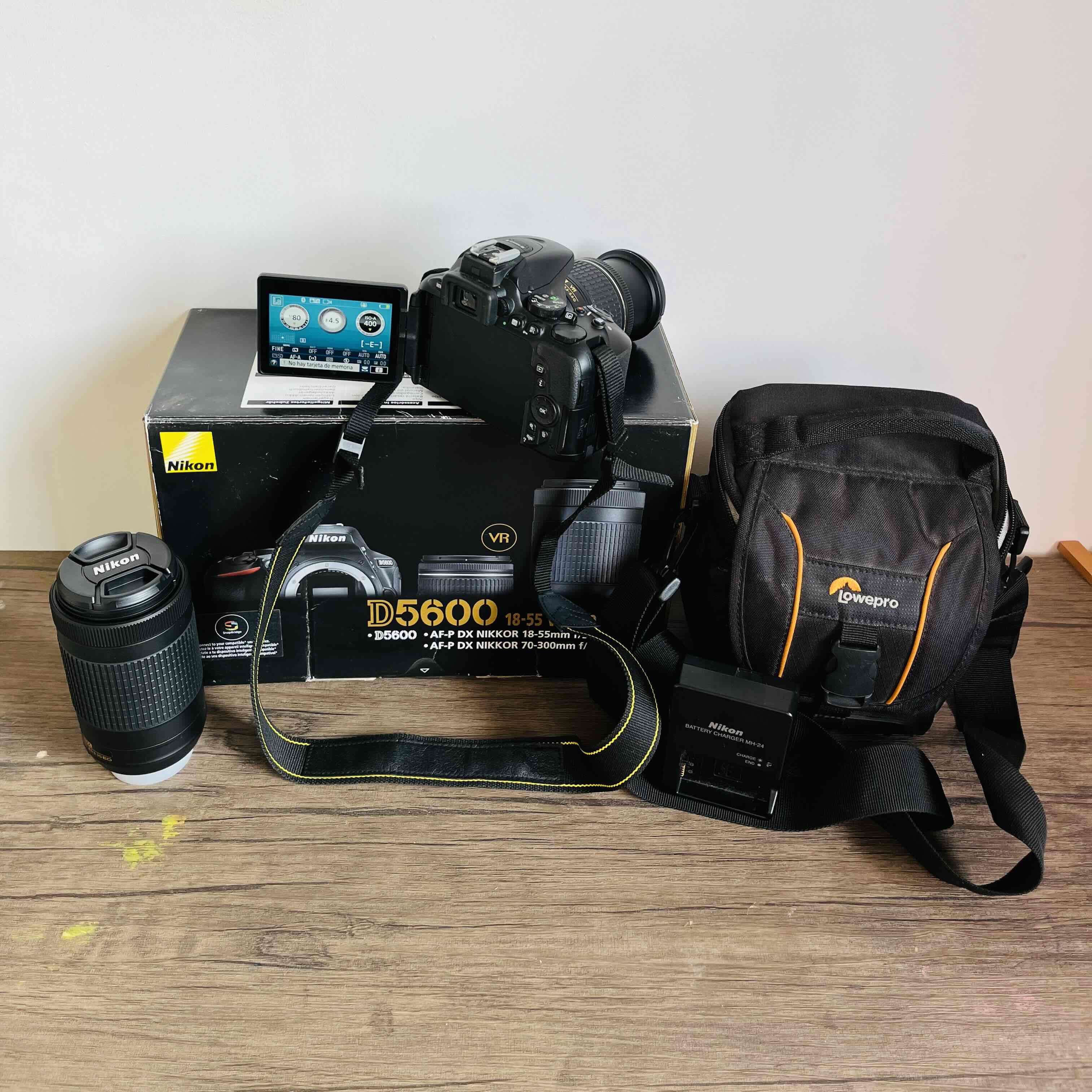 Cámara Nikon D5600 kit completo - miniatura 3