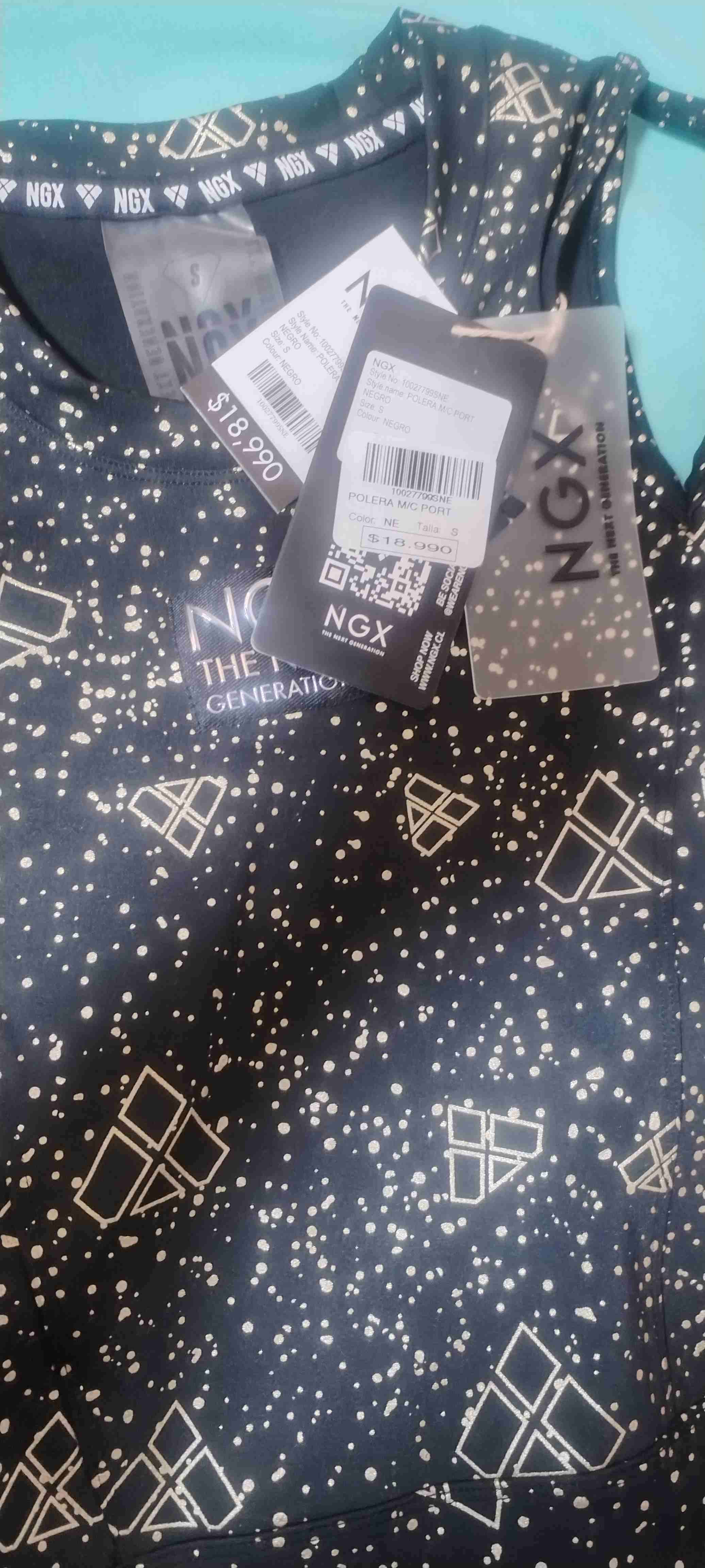 Polera estampada negra NGX - miniatura 3