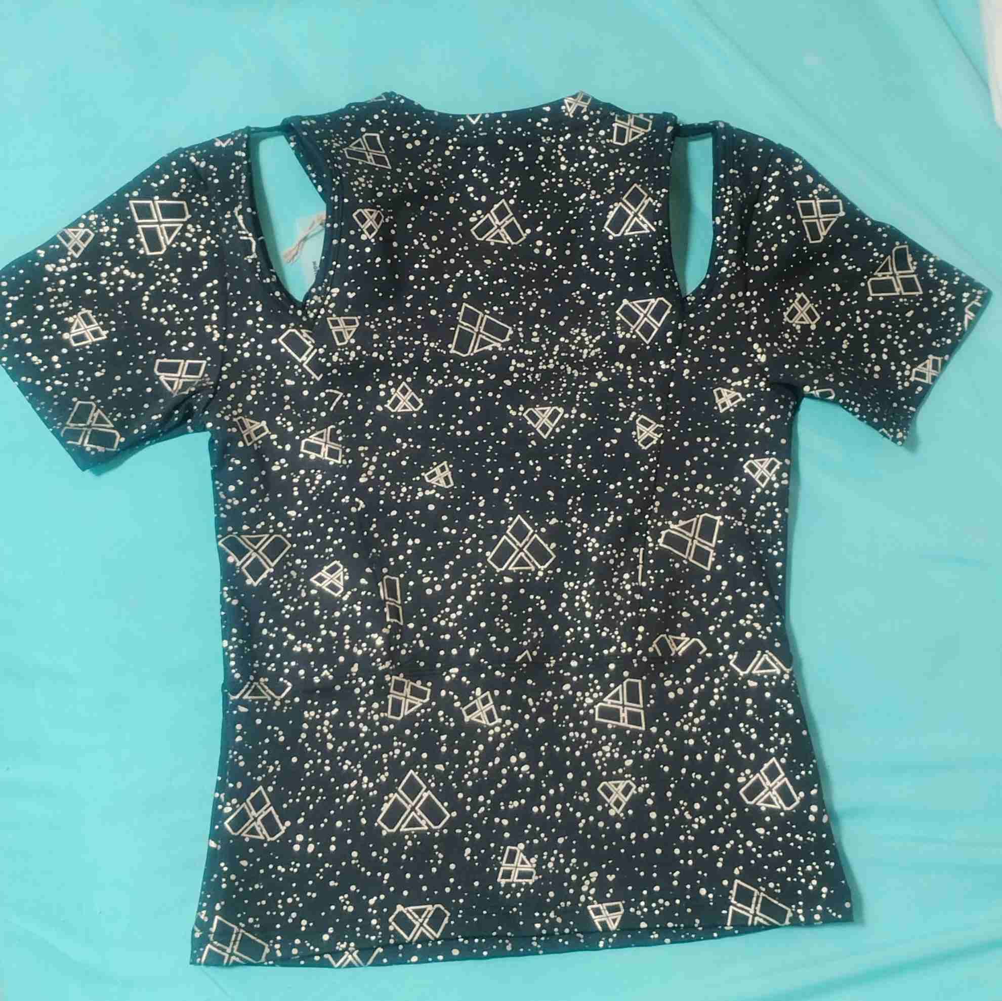 Polera estampada negra NGX - miniatura 4