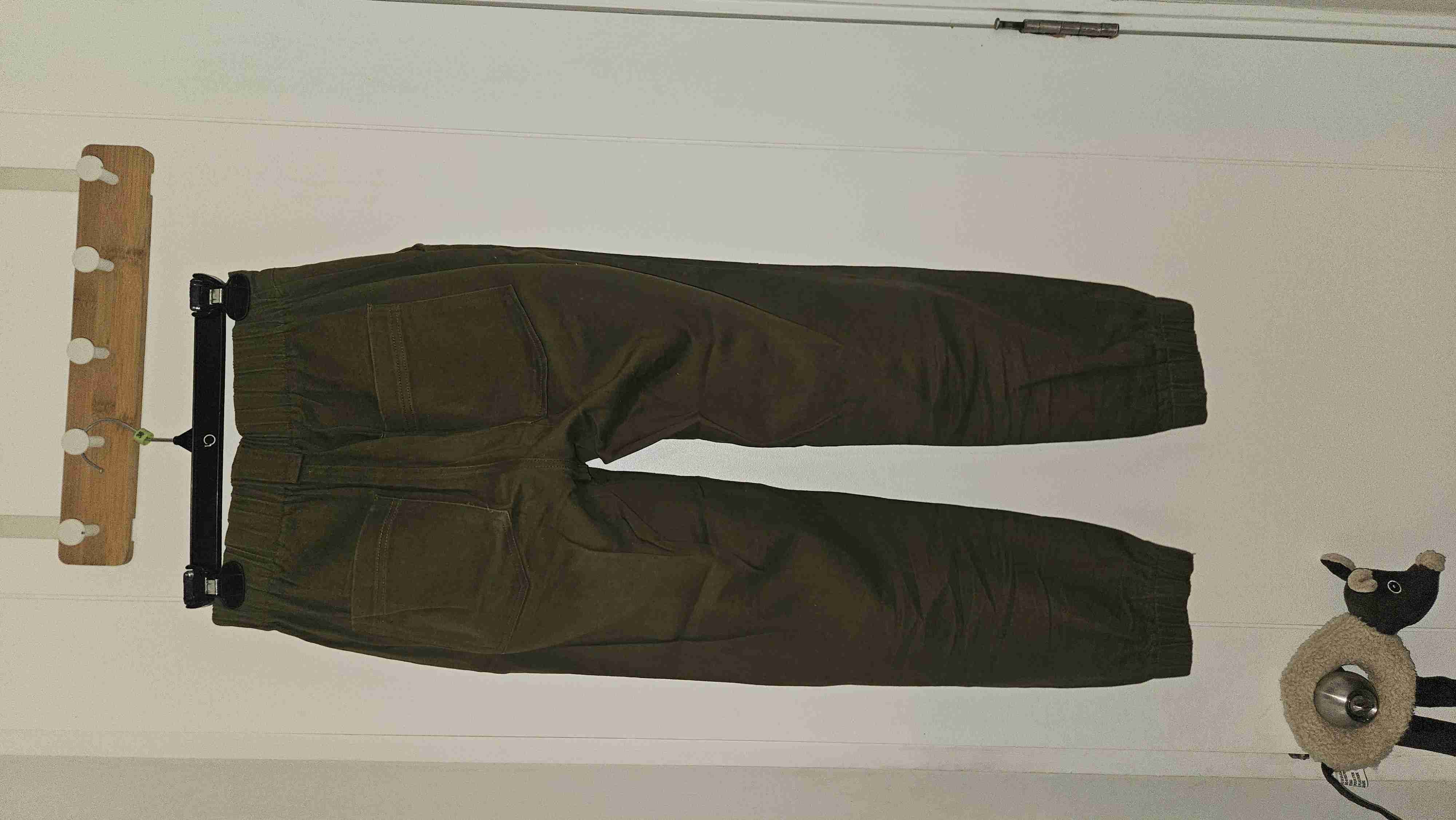 Pantalón cargo verde oliva - miniatura 2