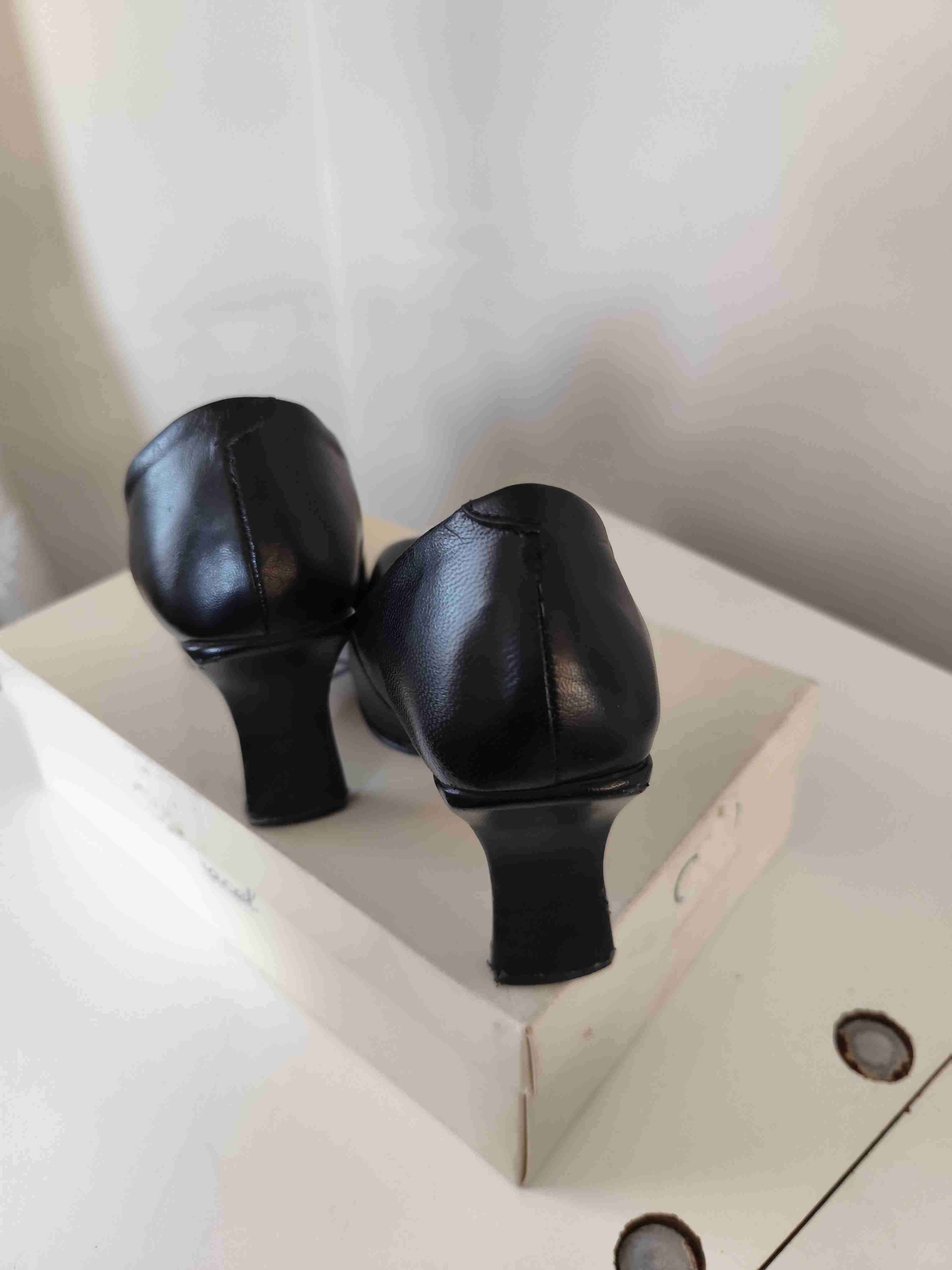 Zapatos TURCHESSE de tacón negro número 39 - miniatura 1