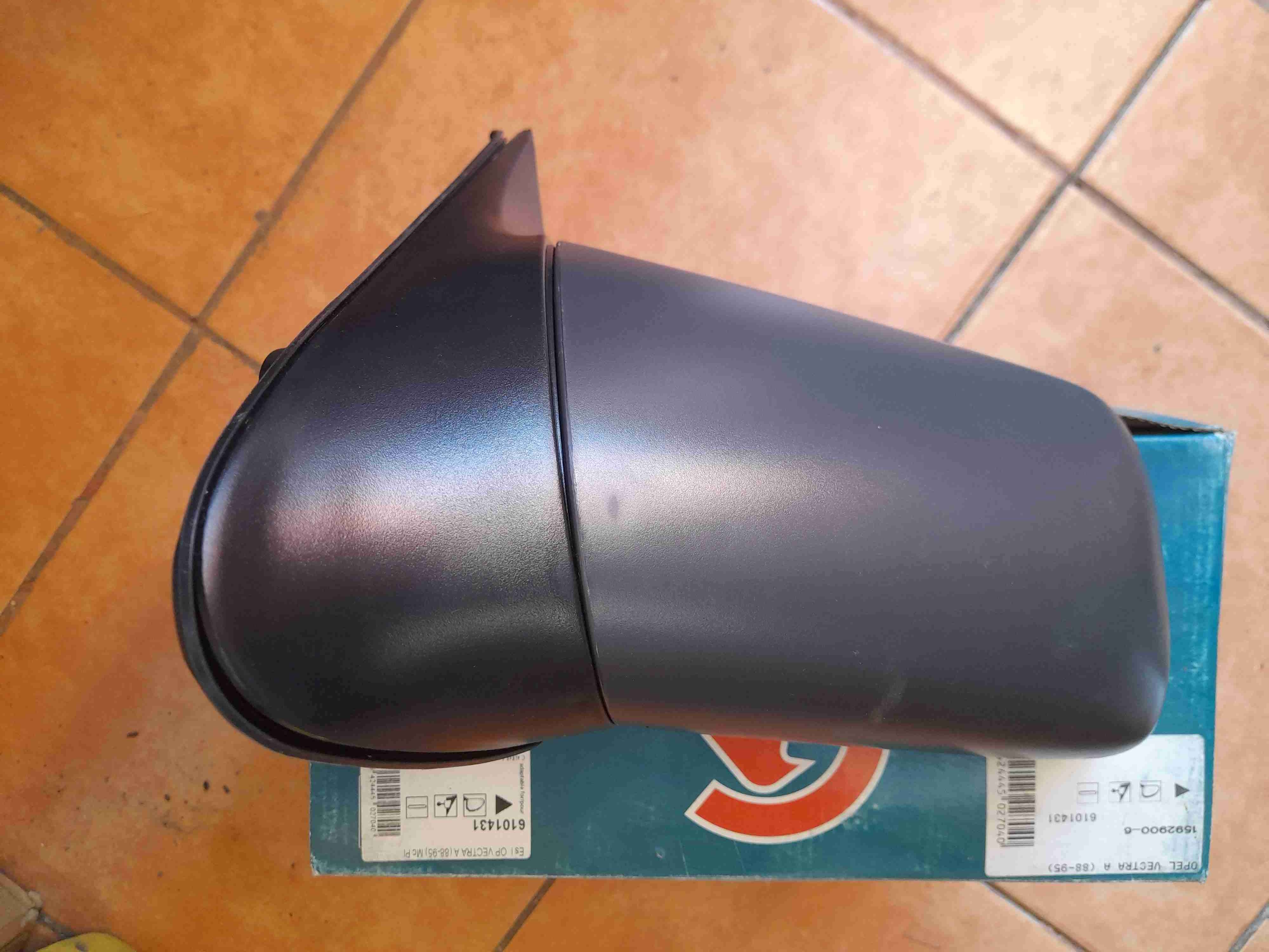 Espejos retrovisores sin uso Opel Vectra 1.6 1992 - miniatura 1