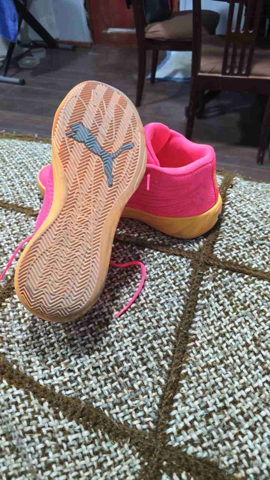 Zapatillas deportivas rosas - miniatura 1