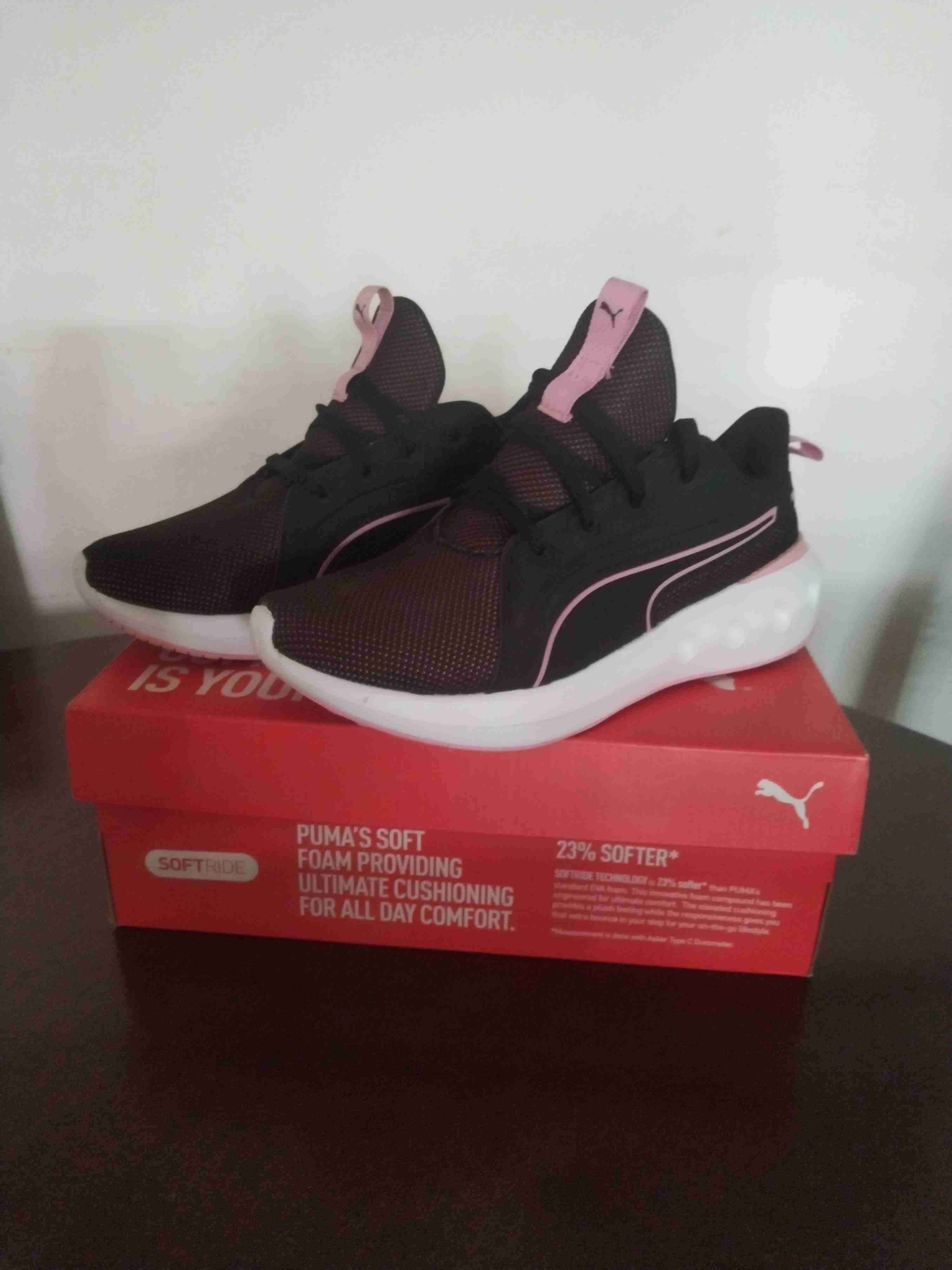 Zapatillas puma deportivas negras y rosas - miniatura 2