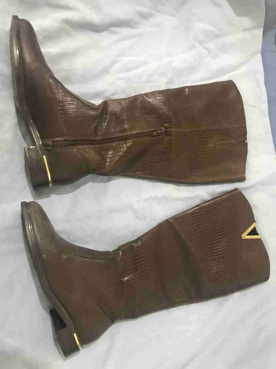 Botas largas marrones de cuero - miniatura 1