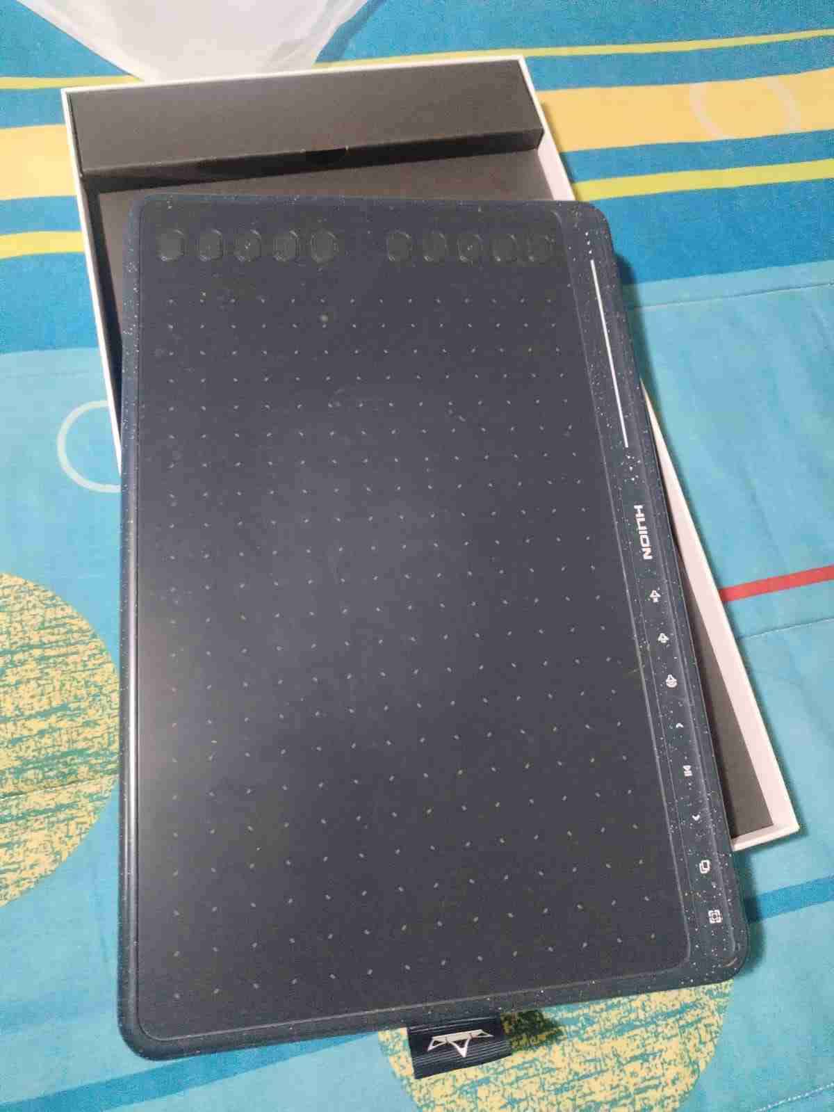 Tableta gráfica Huion HS611 coral - miniatura 2