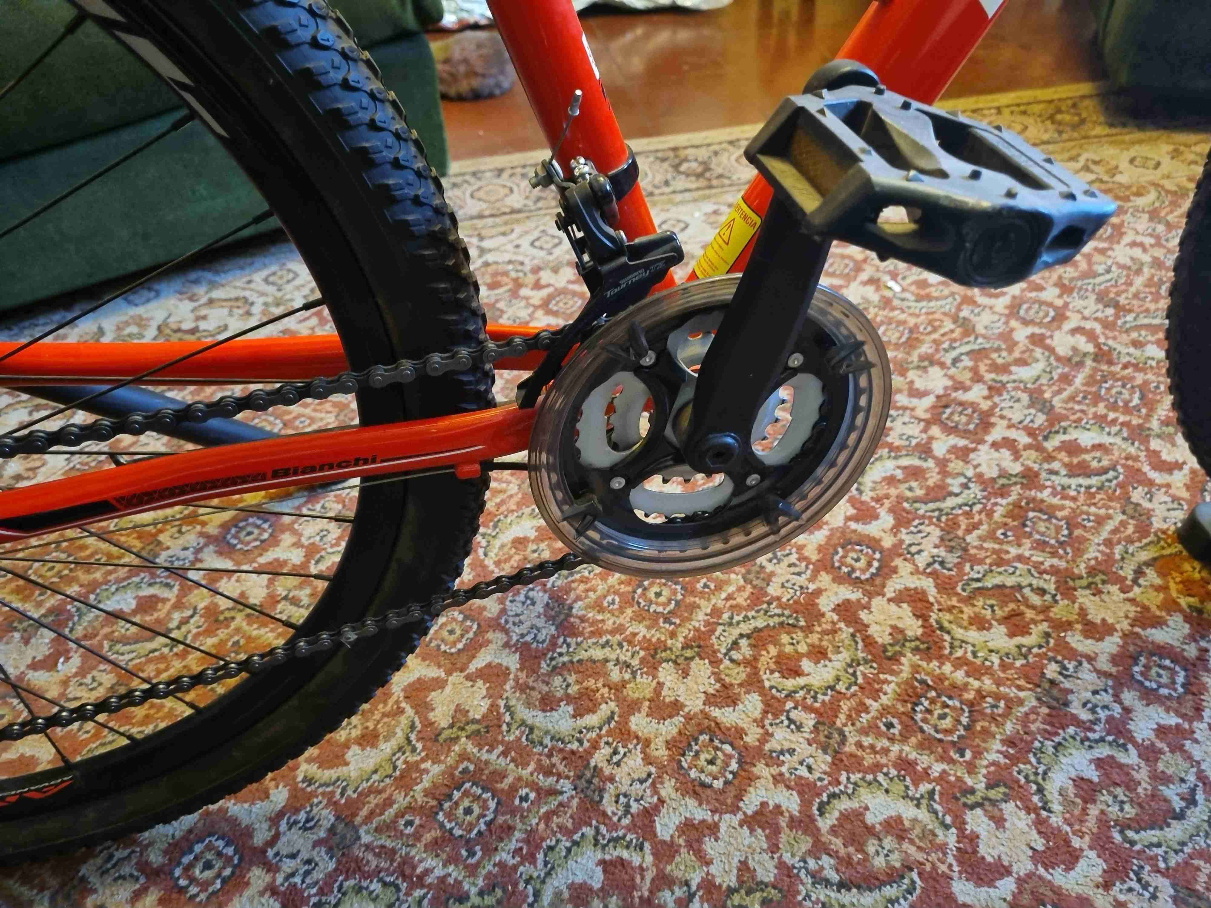 Bicicleta Bianchi roja mountain bike y rodillo - miniatura 2